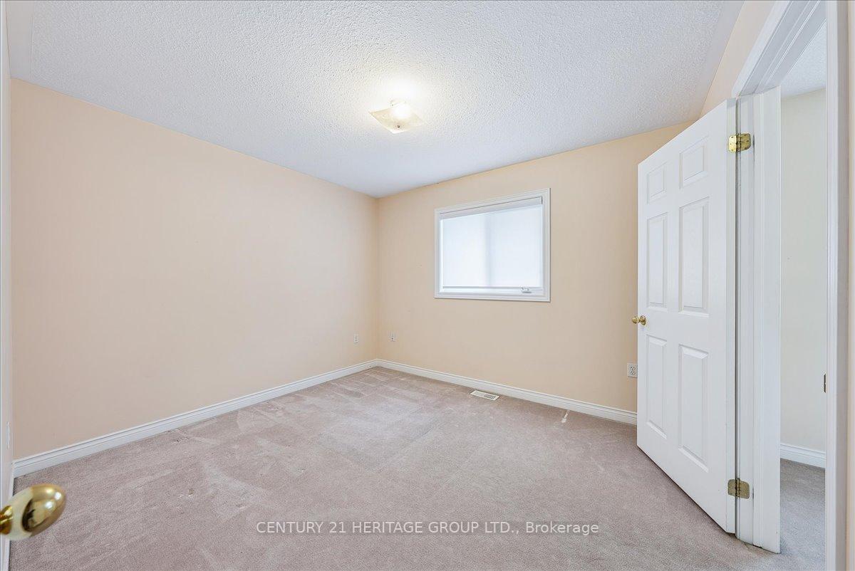 Photo 21 of 160 Cheltenham Road, Barrie, Georgian Drive — HOMEH