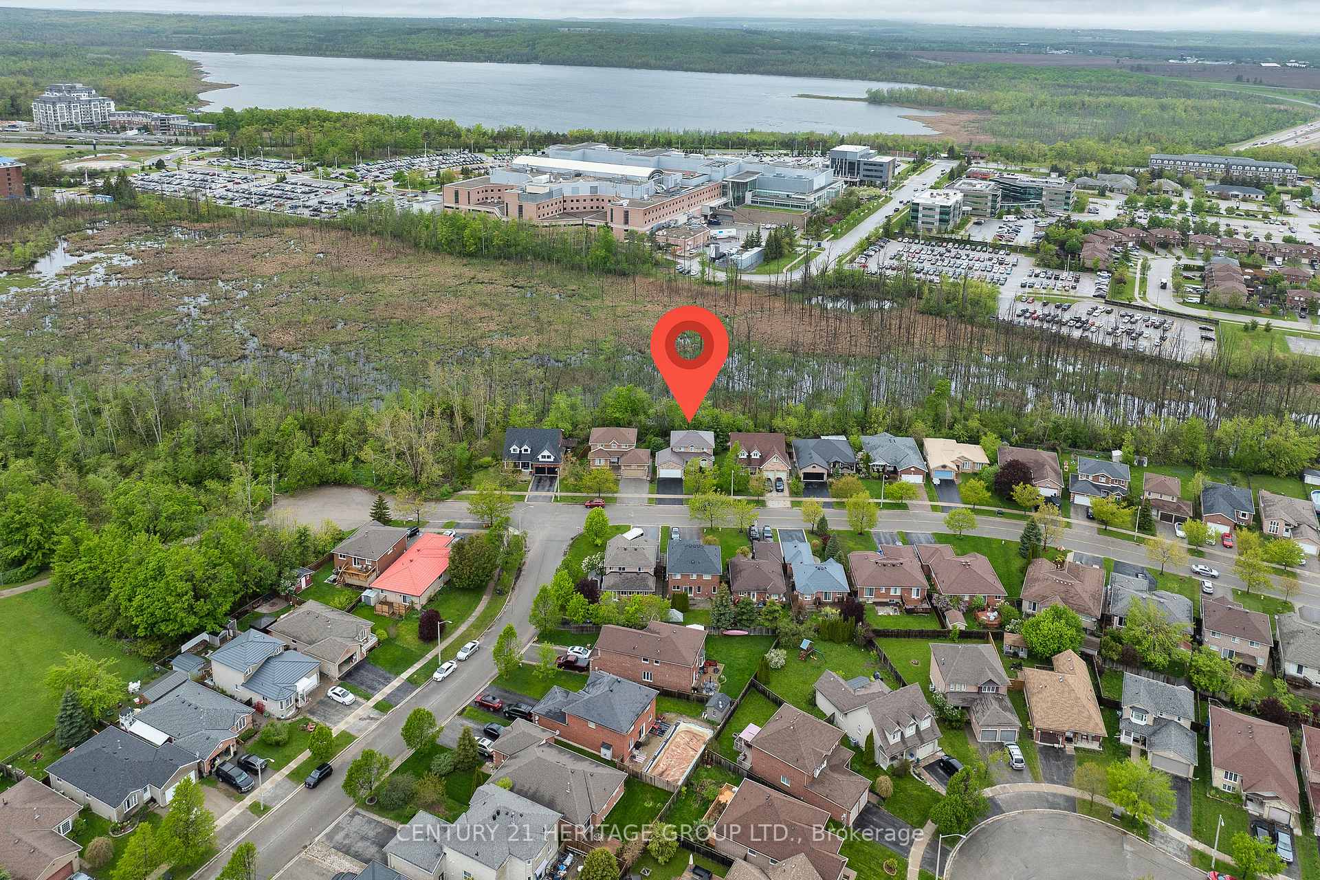 Photo 41 of 160 Cheltenham Road, Barrie, Georgian Drive — HOMEH