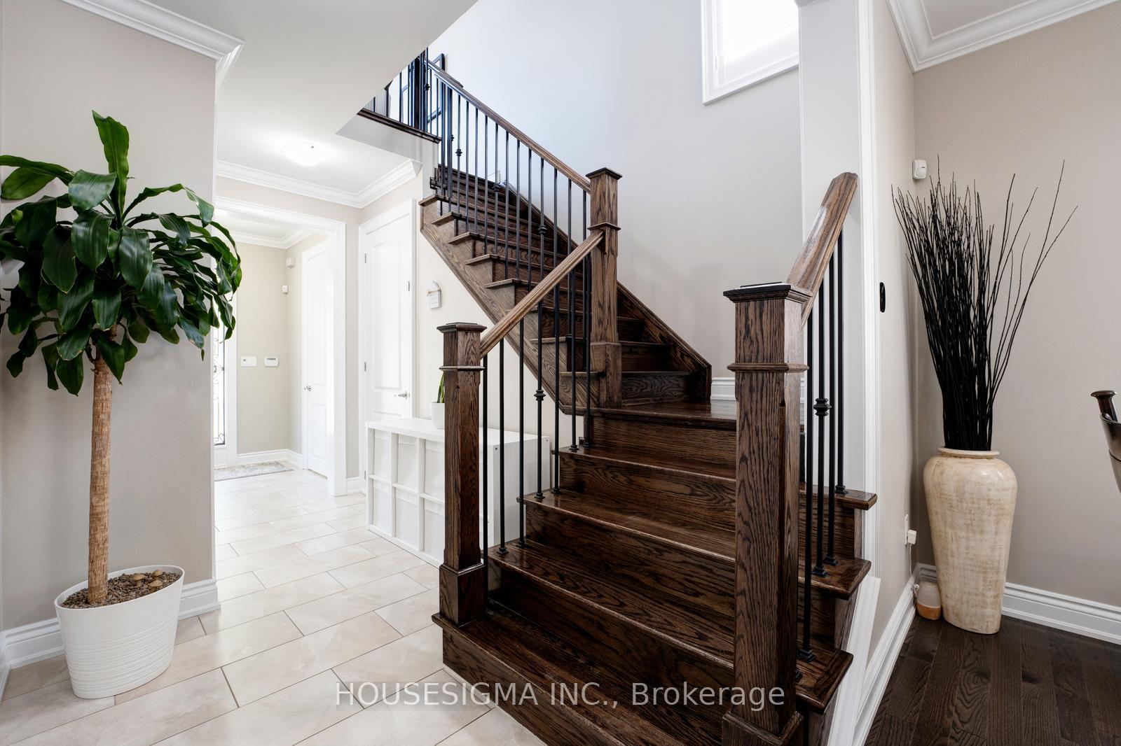 Photo 12 of 45 Seafair Crescent, Brampton, Fletcher's West — HOMEH