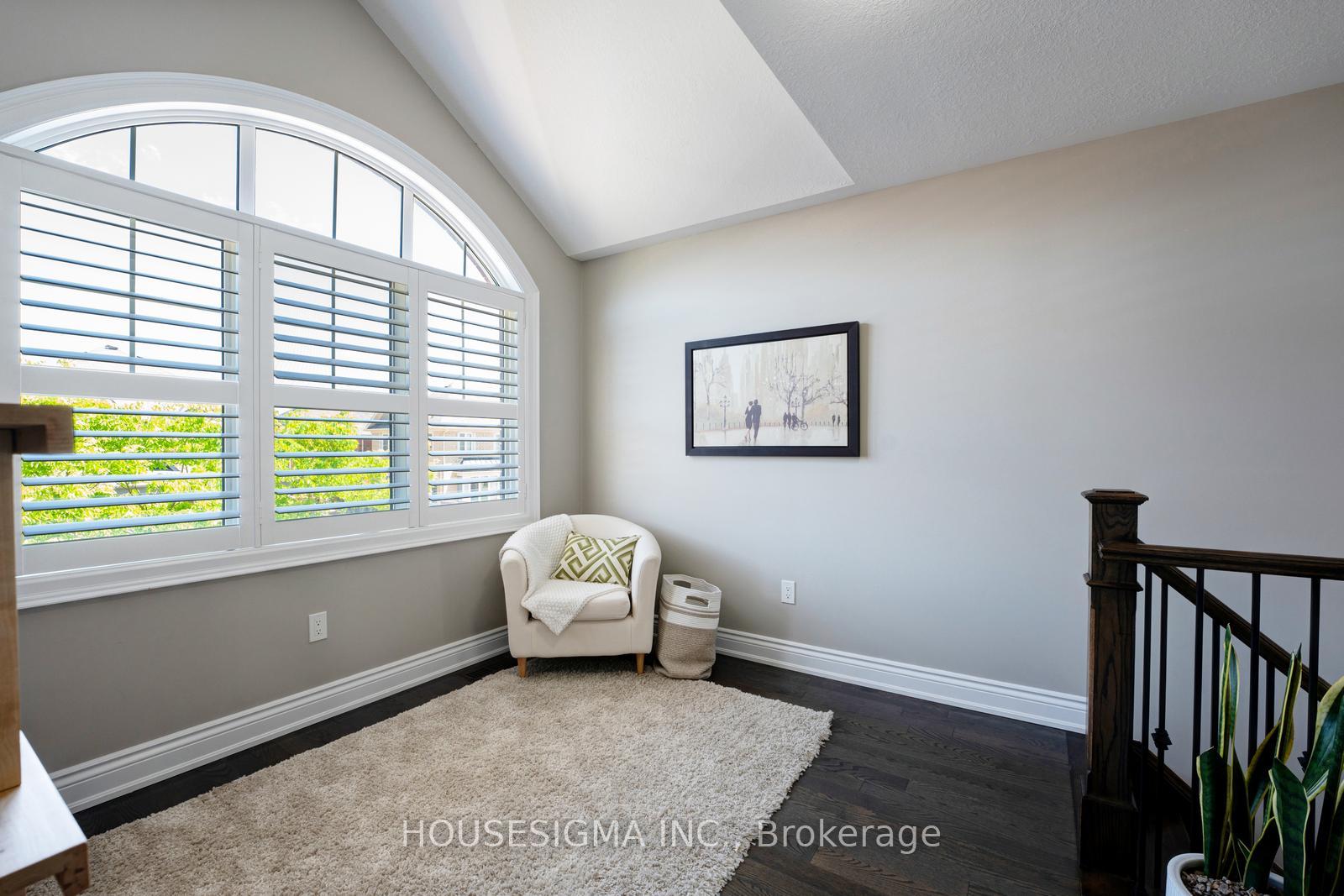 Photo 22 of 45 Seafair Crescent, Brampton, Fletcher's West — HOMEH