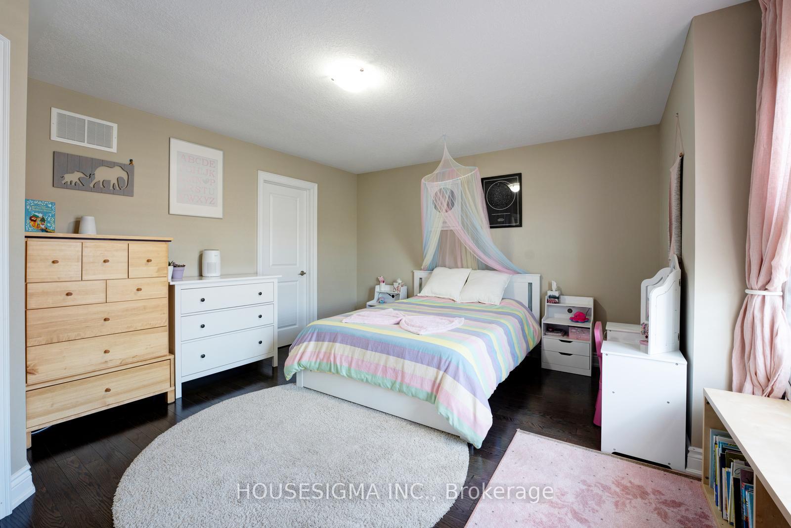 Photo 17 of 45 Seafair Crescent, Brampton, Fletcher's West — HOMEH
