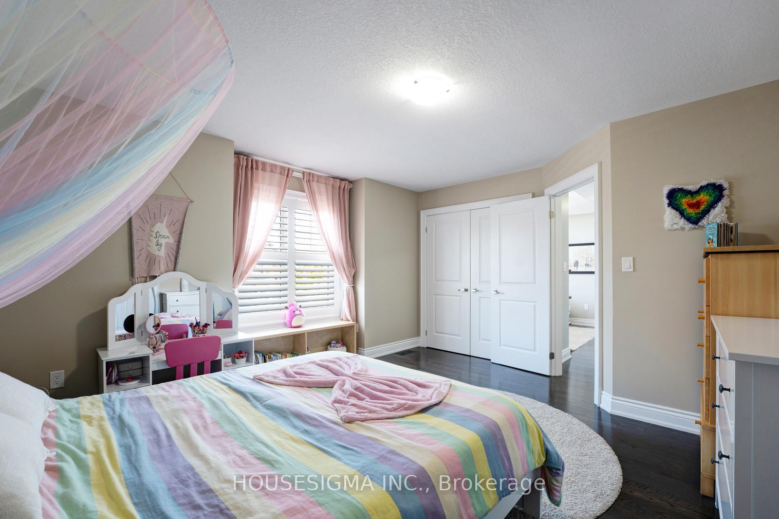Photo 14 of 45 Seafair Crescent, Brampton, Fletcher's West — HOMEH