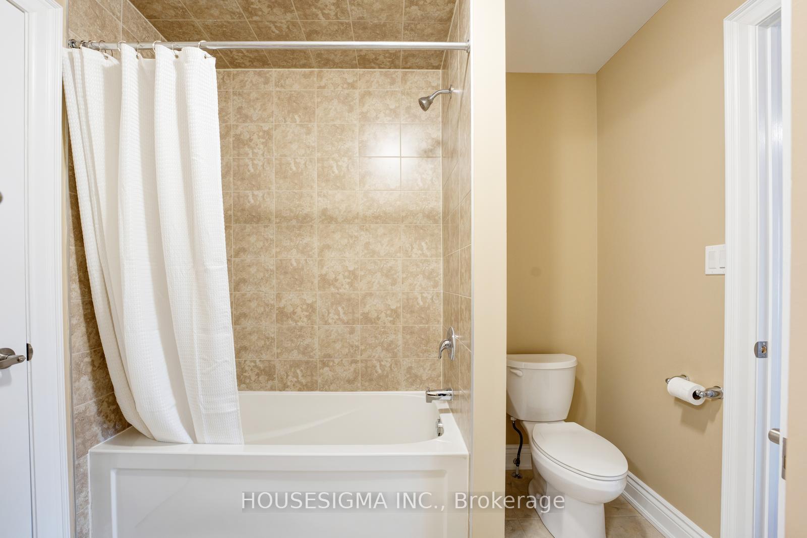 Photo 41 of 45 Seafair Crescent, Brampton, Fletcher's West — HOMEH