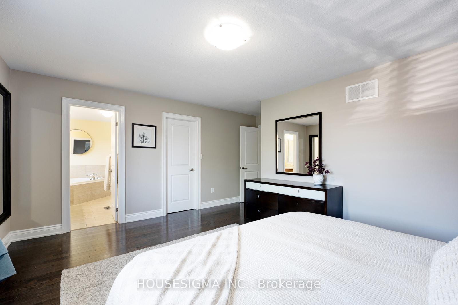 Photo 23 of 45 Seafair Crescent, Brampton, Fletcher's West — HOMEH