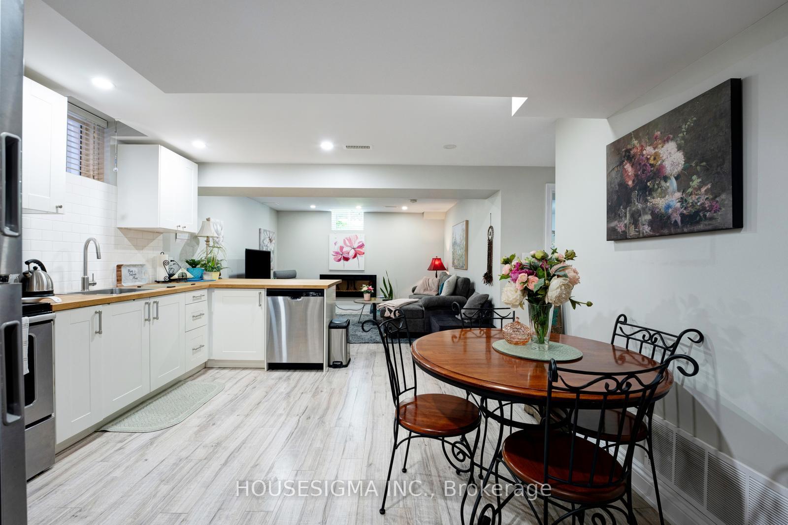 Photo 32 of 45 Seafair Crescent, Brampton, Fletcher's West — HOMEH