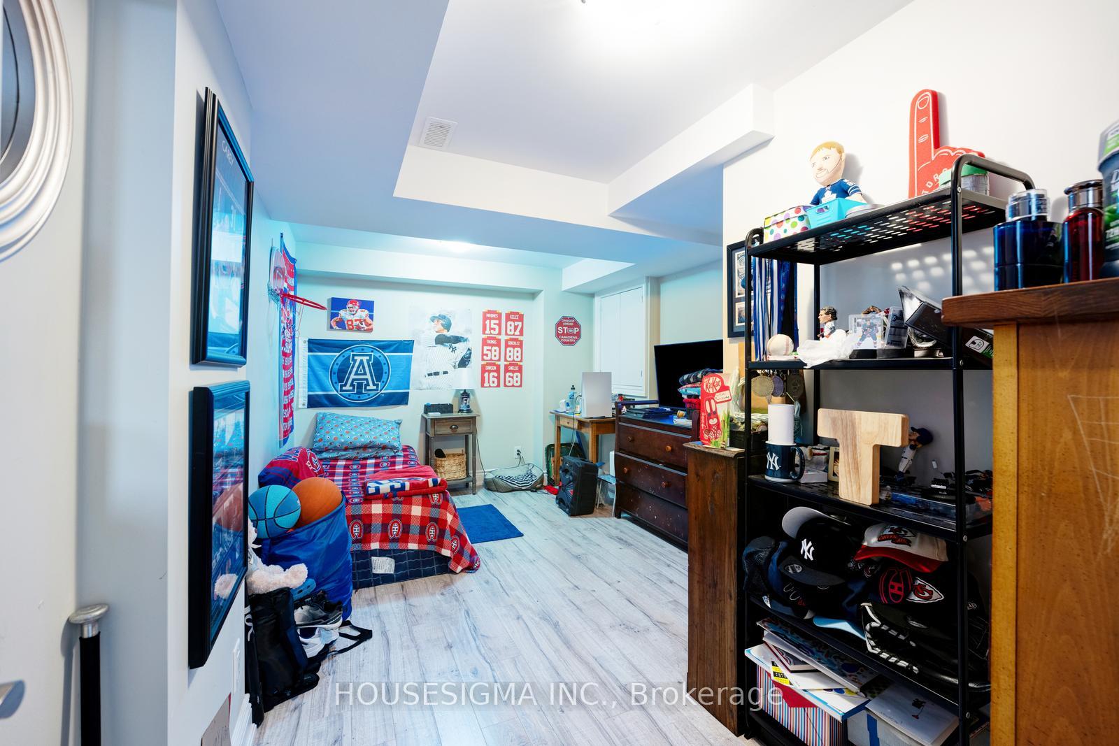 Photo 35 of 45 Seafair Crescent, Brampton, Fletcher's West — HOMEH