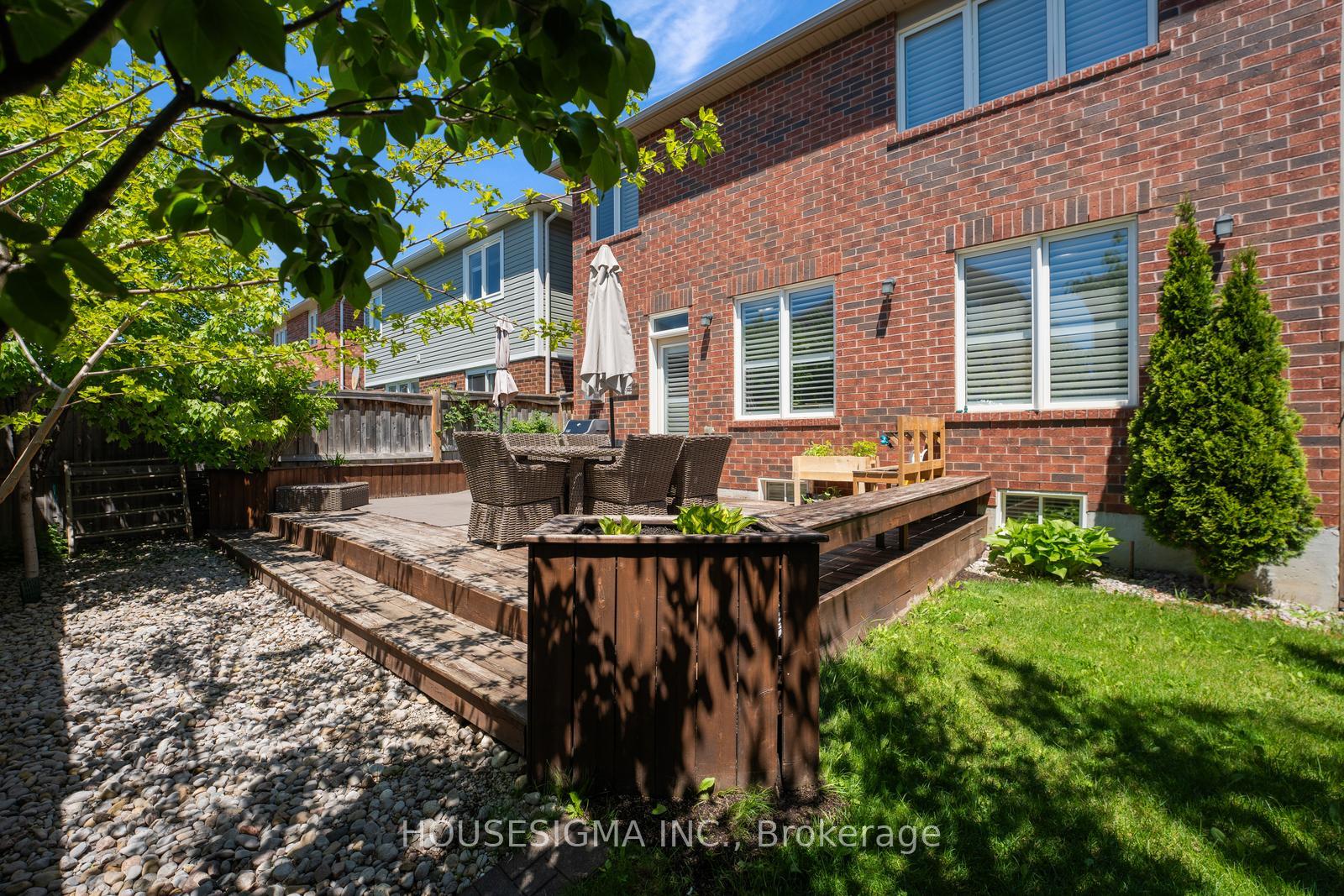 Photo 43 of 45 Seafair Crescent, Brampton, Fletcher's West — HOMEH