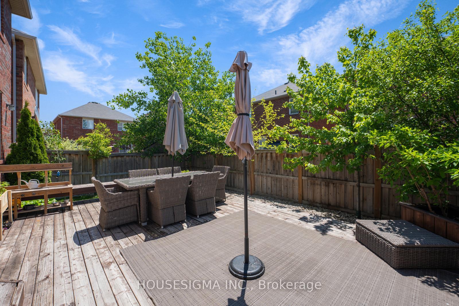 Photo 39 of 45 Seafair Crescent, Brampton, Fletcher's West — HOMEH