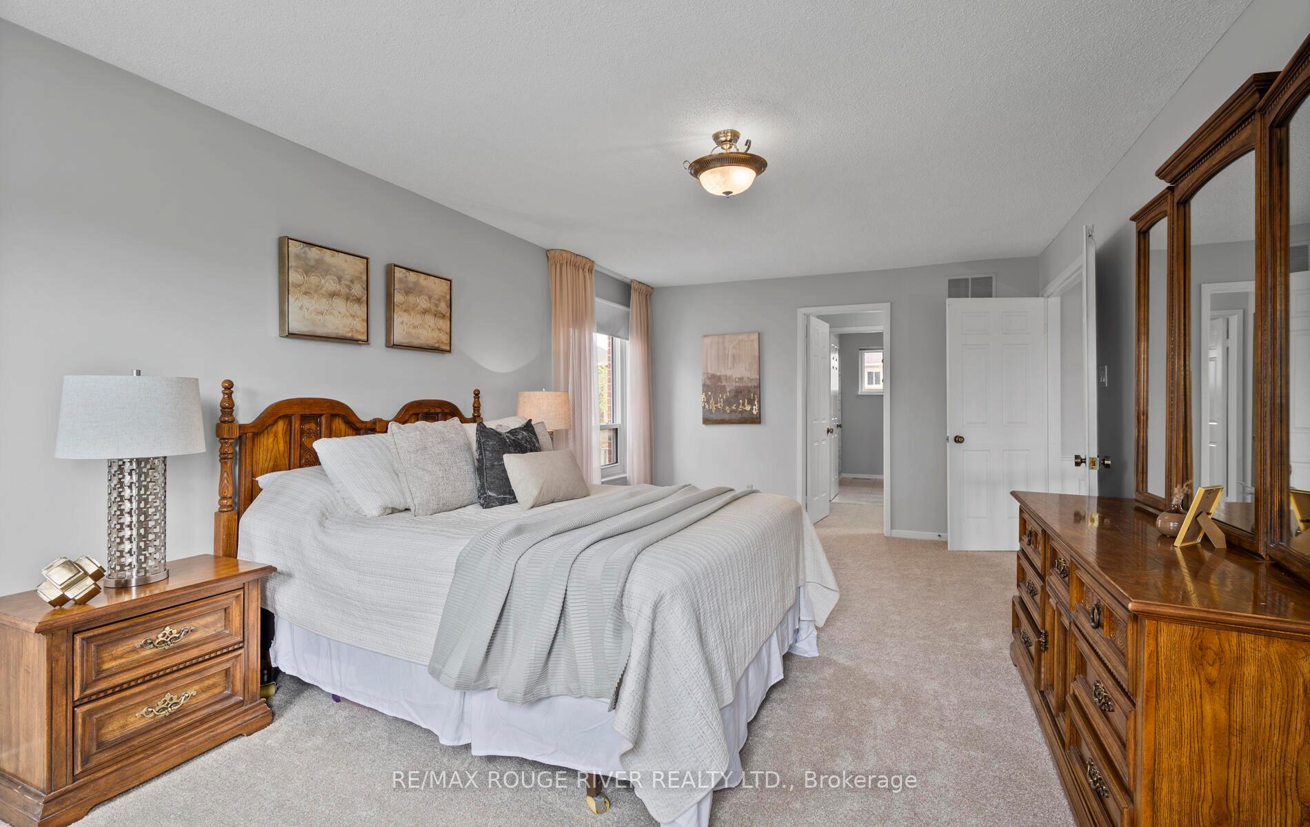 Photo 29 of 776 Pebble Court, Pickering, Amberlea — HOMEH