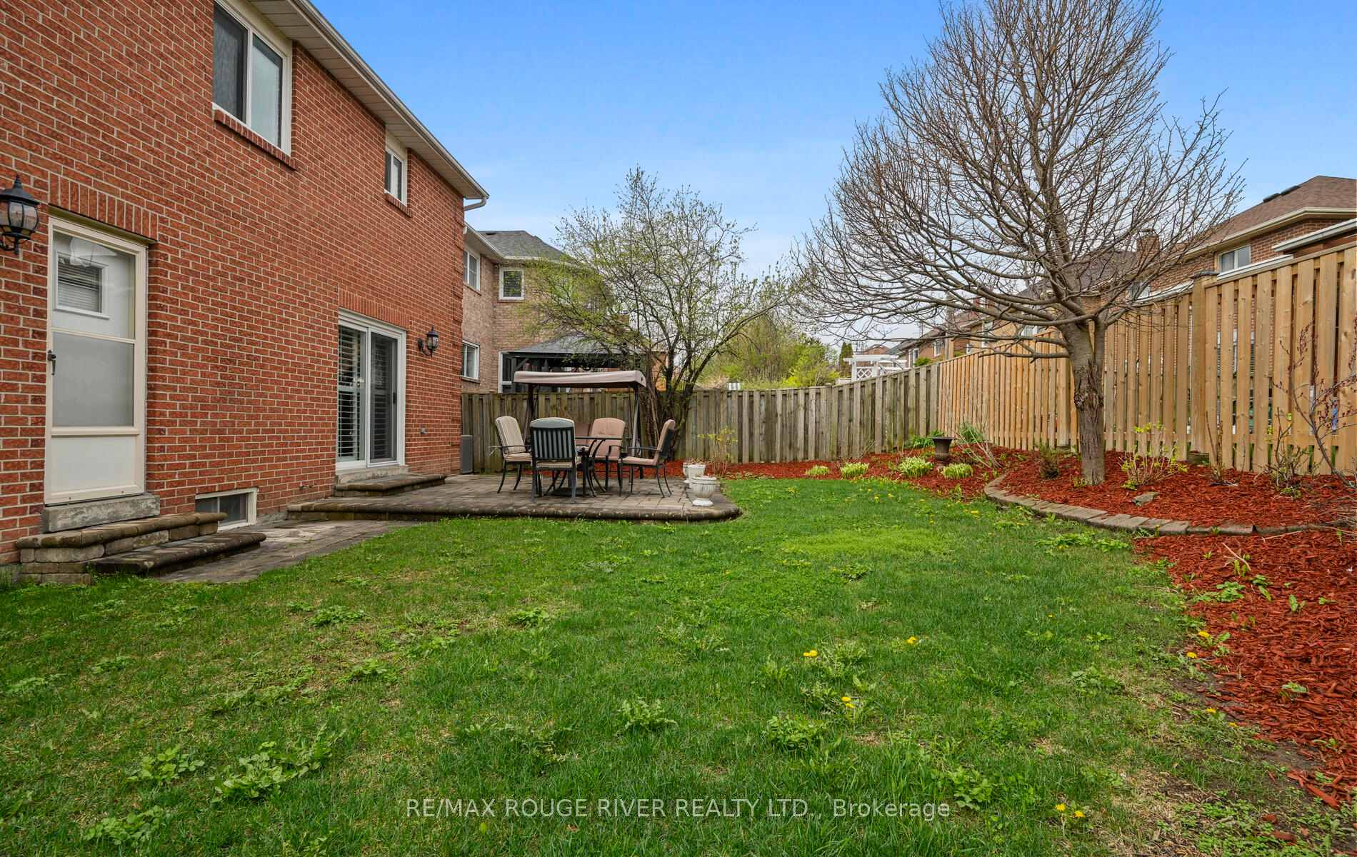 Photo 25 of 776 Pebble Court, Pickering, Amberlea — HOMEH