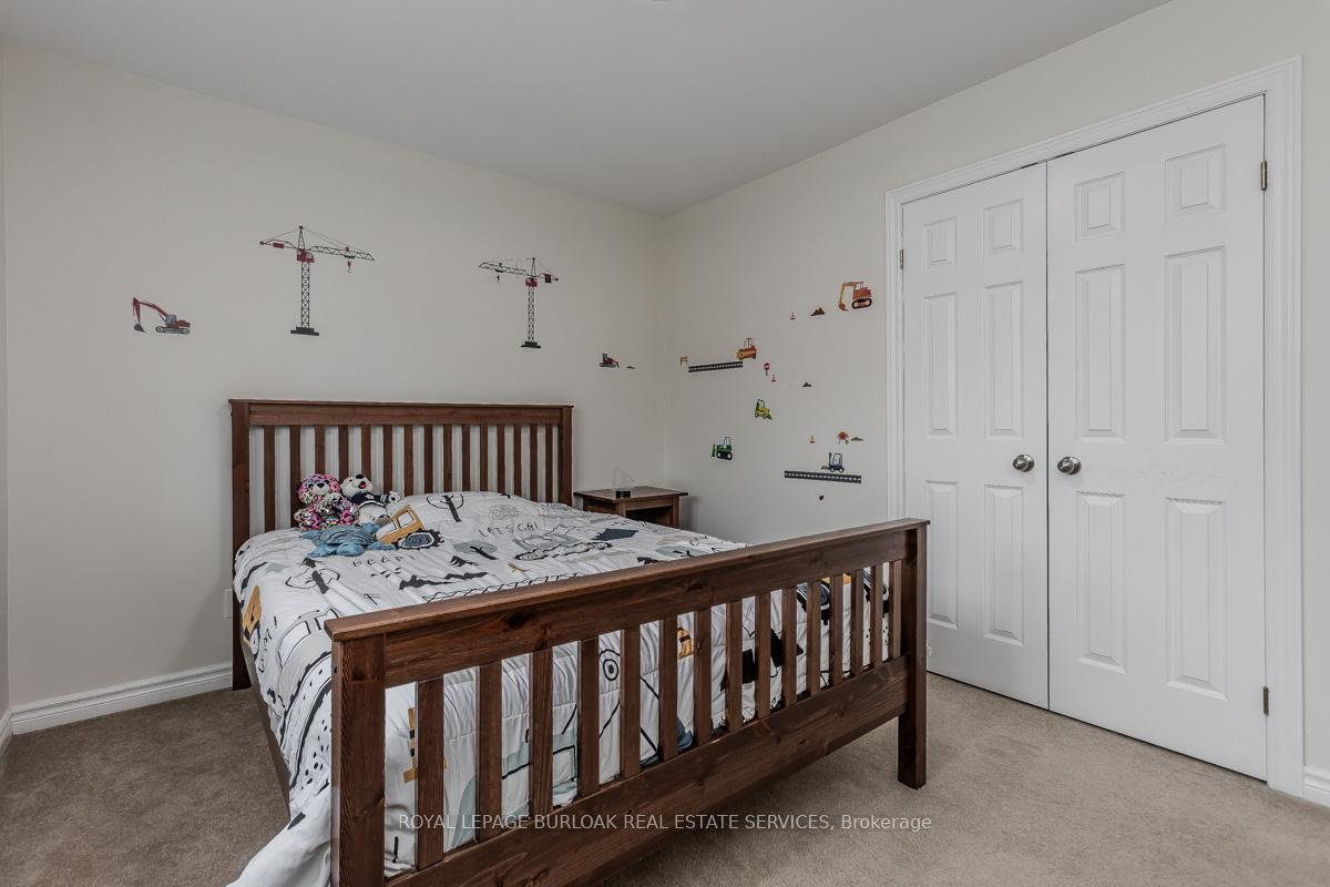 Photo 43 of 11 Norma Crescent, Hamilton, Ancaster — HOMEH