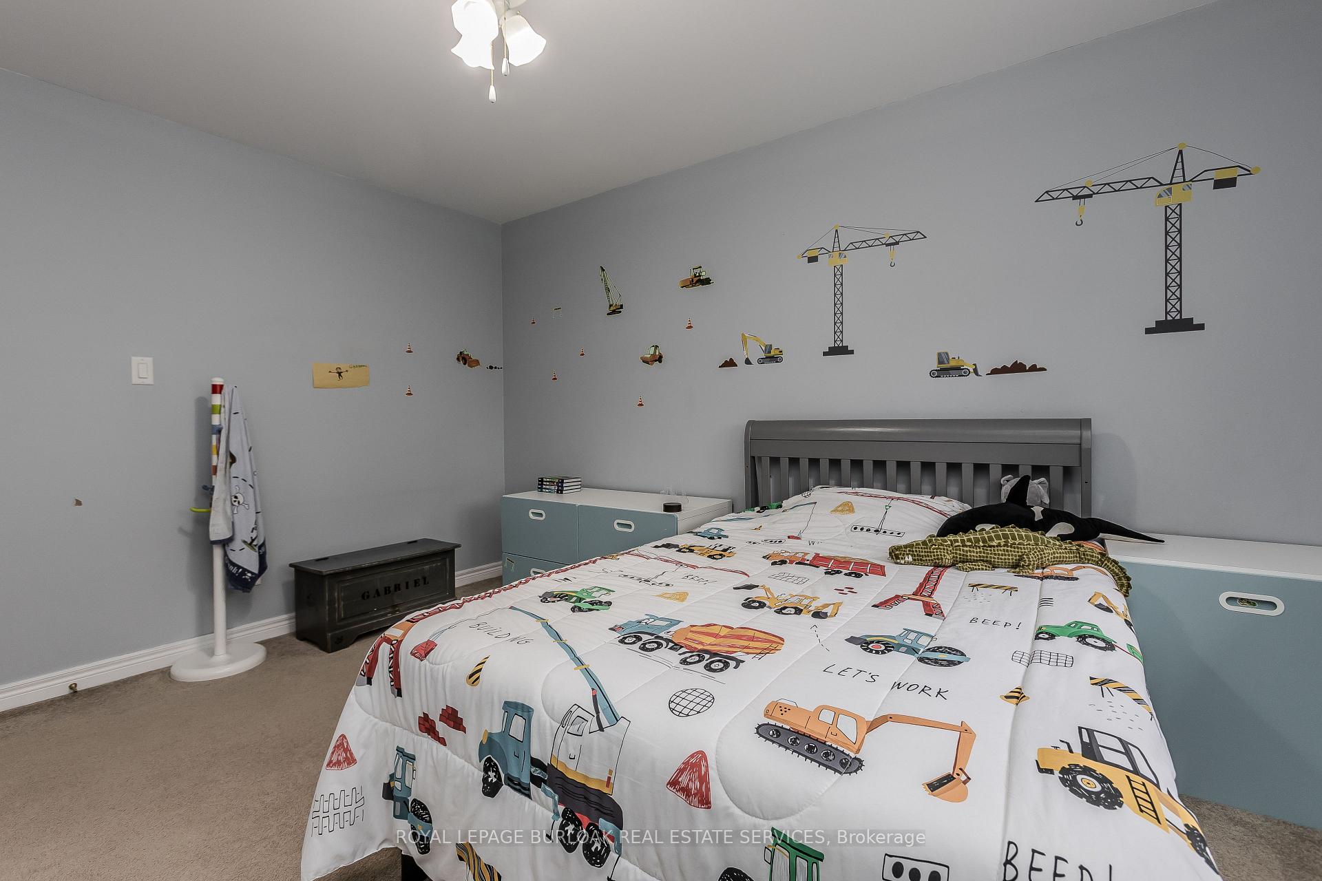 Photo 45 of 11 Norma Crescent, Hamilton, Ancaster — HOMEH