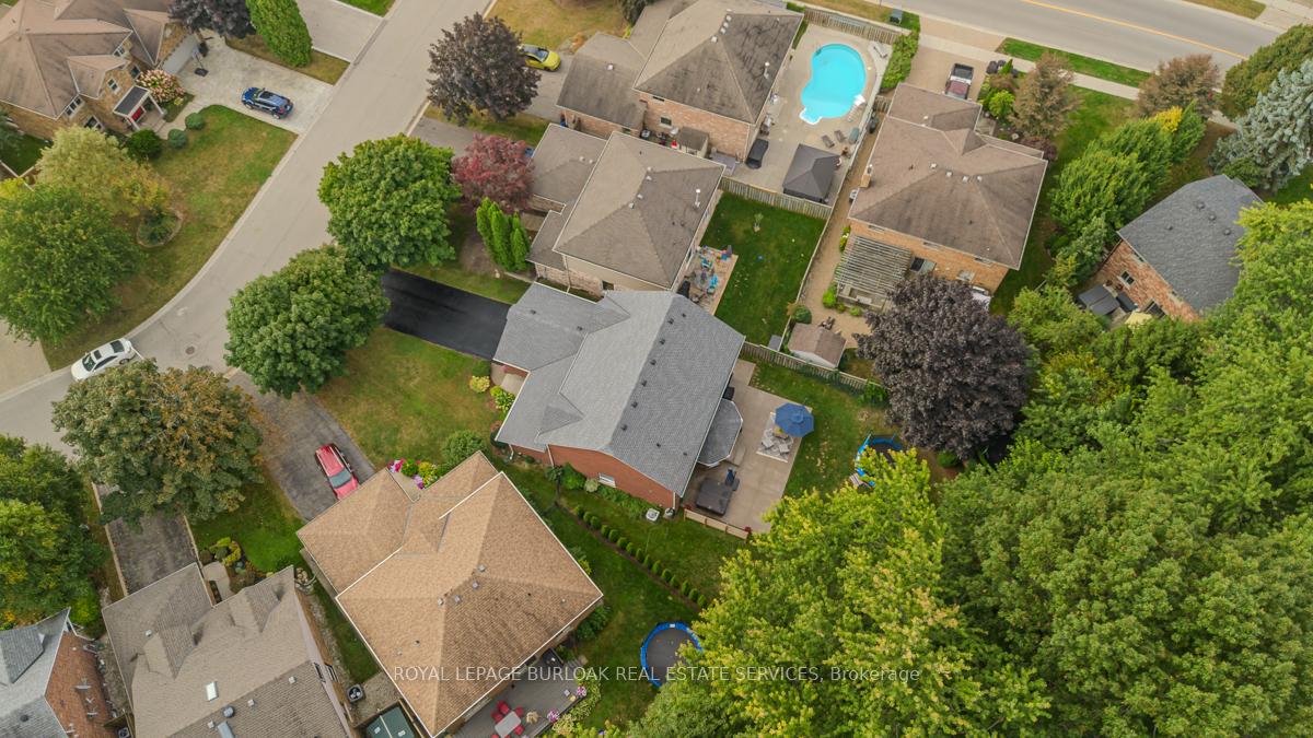 Photo 28 of 11 Norma Crescent, Hamilton, Ancaster — HOMEH
