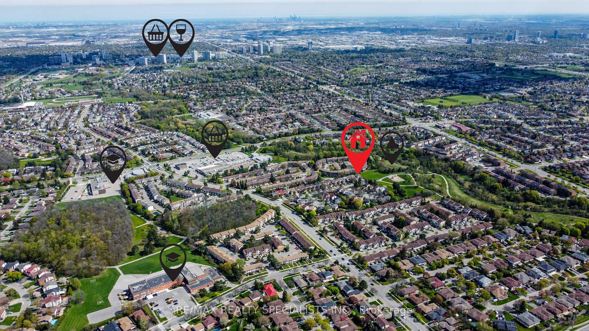Photo 34 of 40 Mayberry Court, Brampton, Central Park — HOMEH