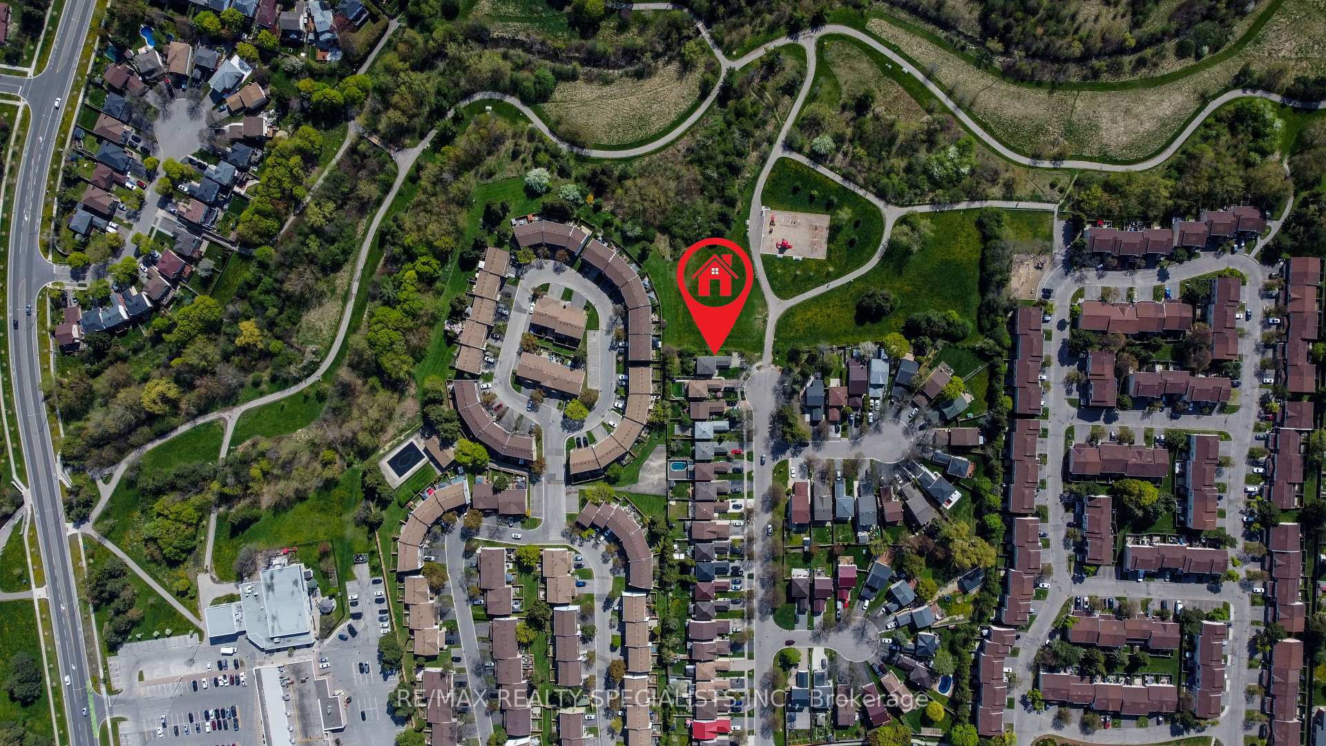 Photo 16 of 40 Mayberry Court, Brampton, Central Park — HOMEH