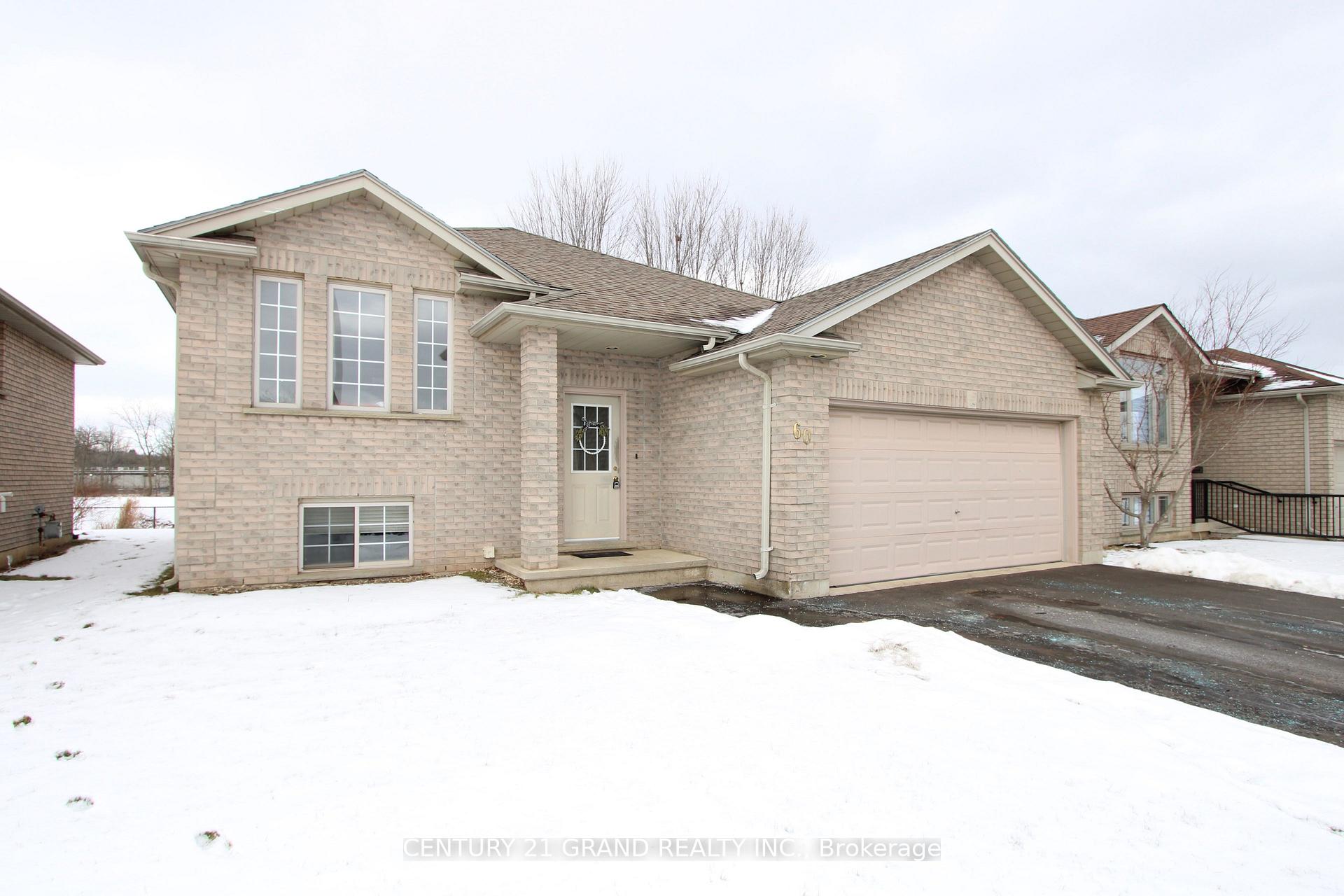 Photo 3 of 60 Donegal Drive, Brant, Brantford Twp — HOMEH