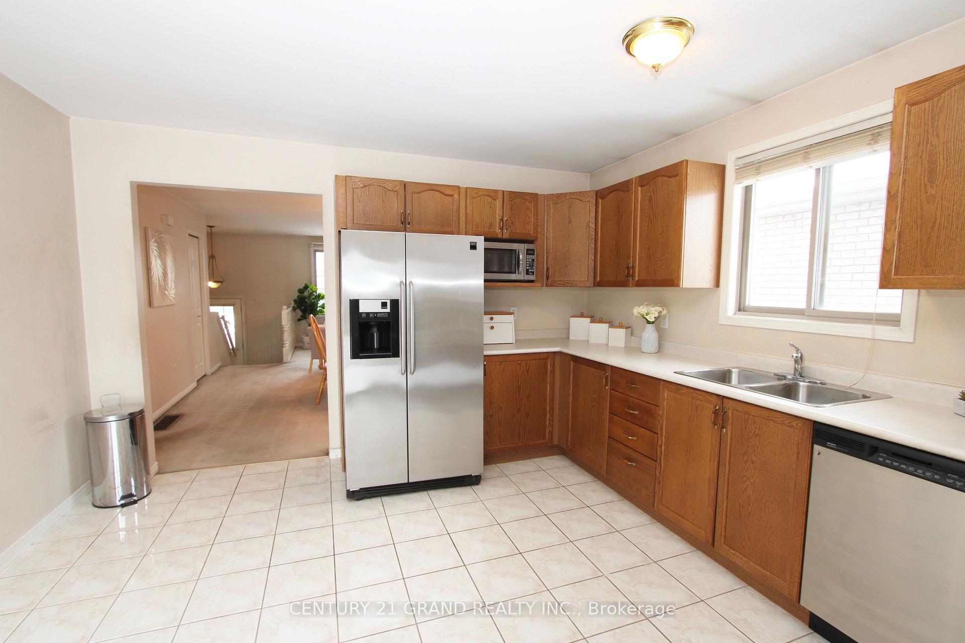 Photo 19 of 60 Donegal Drive, Brant, Brantford Twp — HOMEH