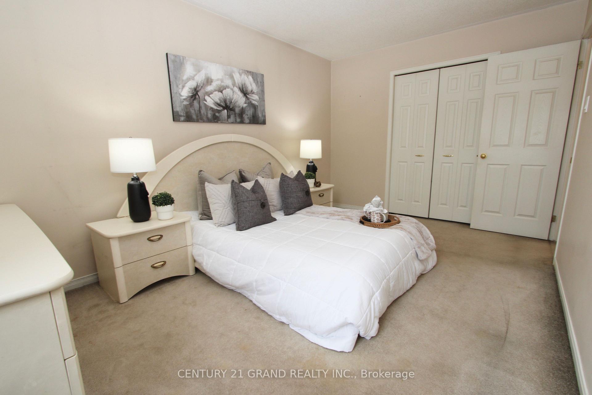 Photo 22 of 60 Donegal Drive, Brant, Brantford Twp — HOMEH