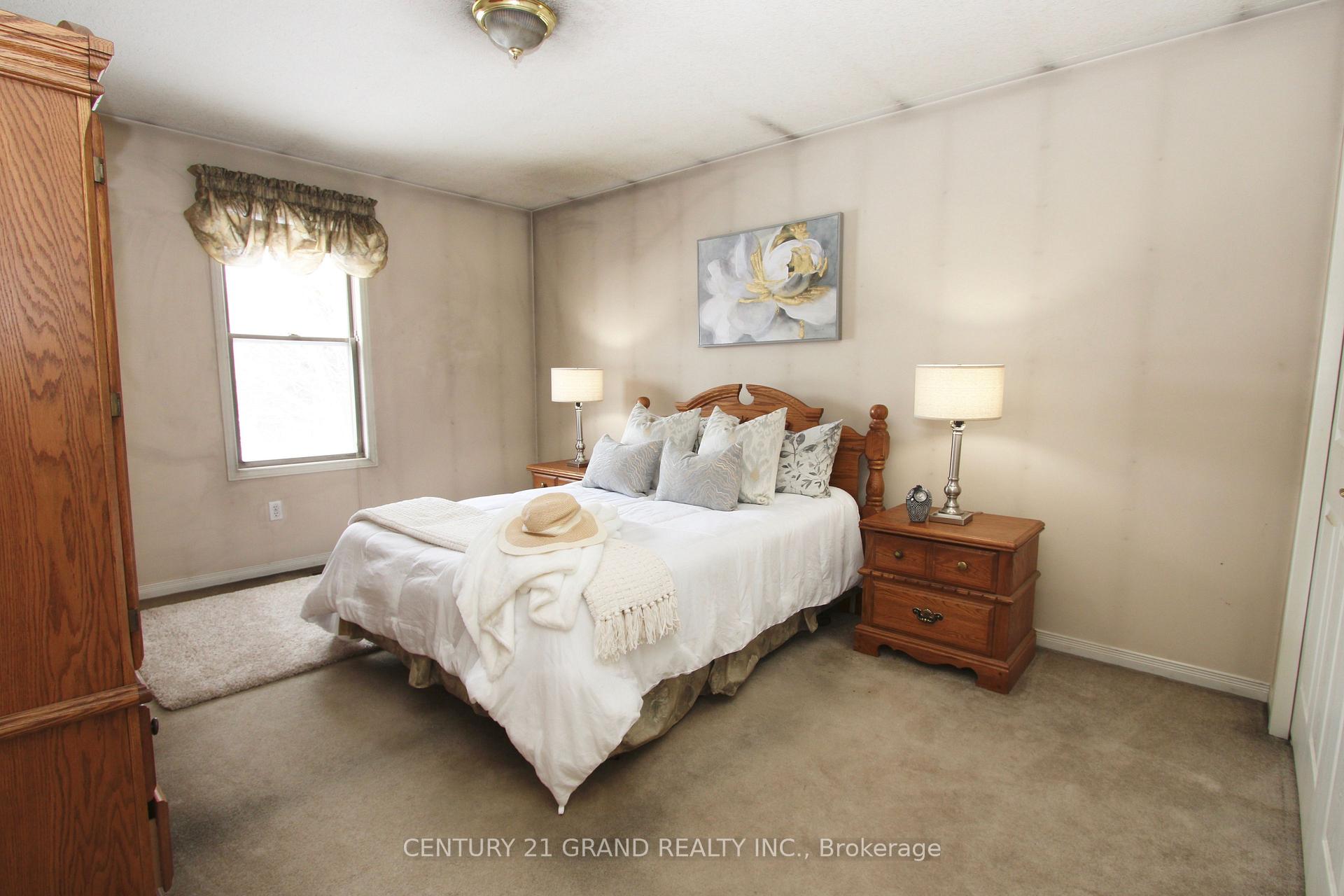 Photo 25 of 60 Donegal Drive, Brant, Brantford Twp — HOMEH