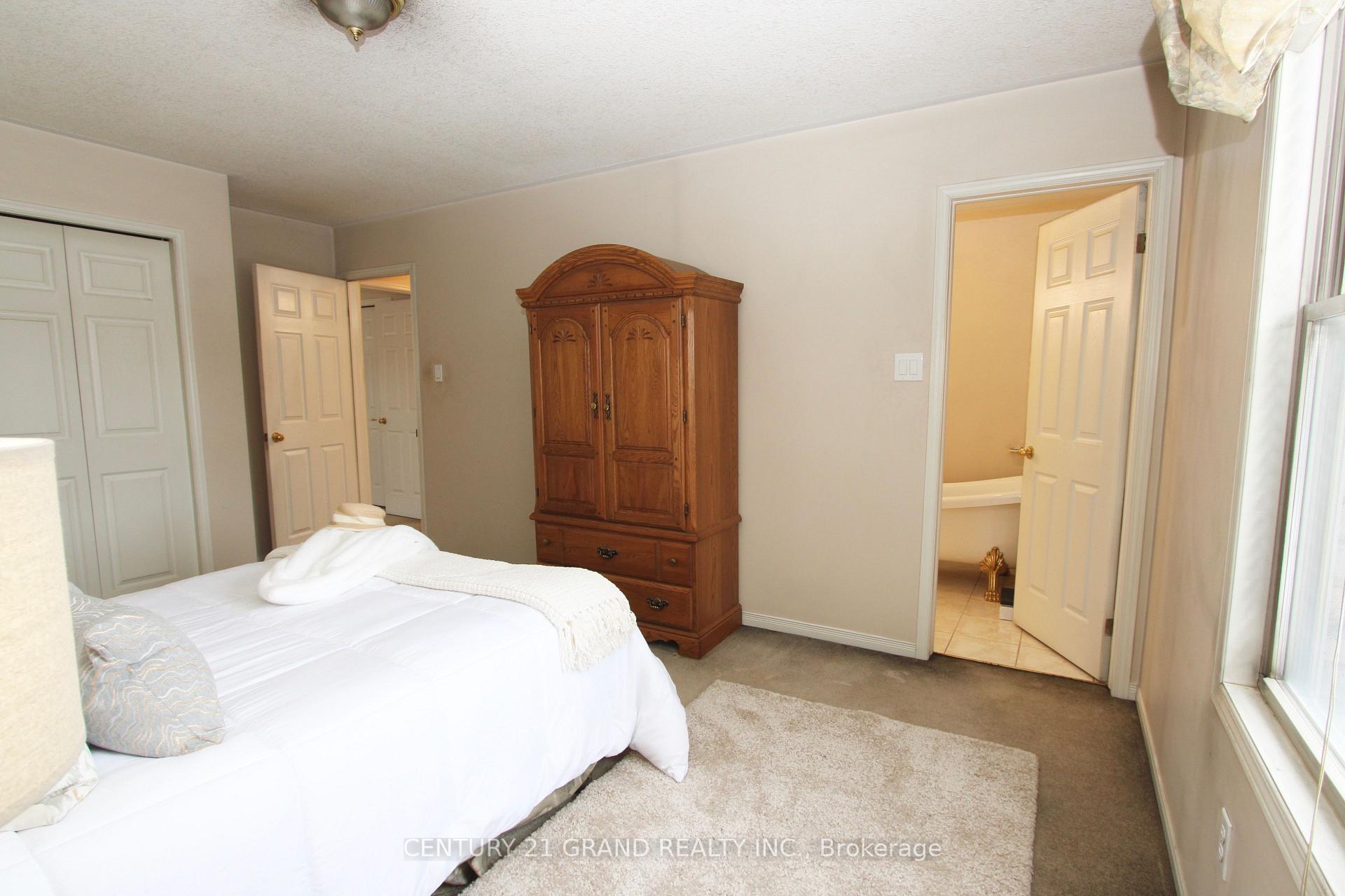 Photo 28 of 60 Donegal Drive, Brant, Brantford Twp — HOMEH
