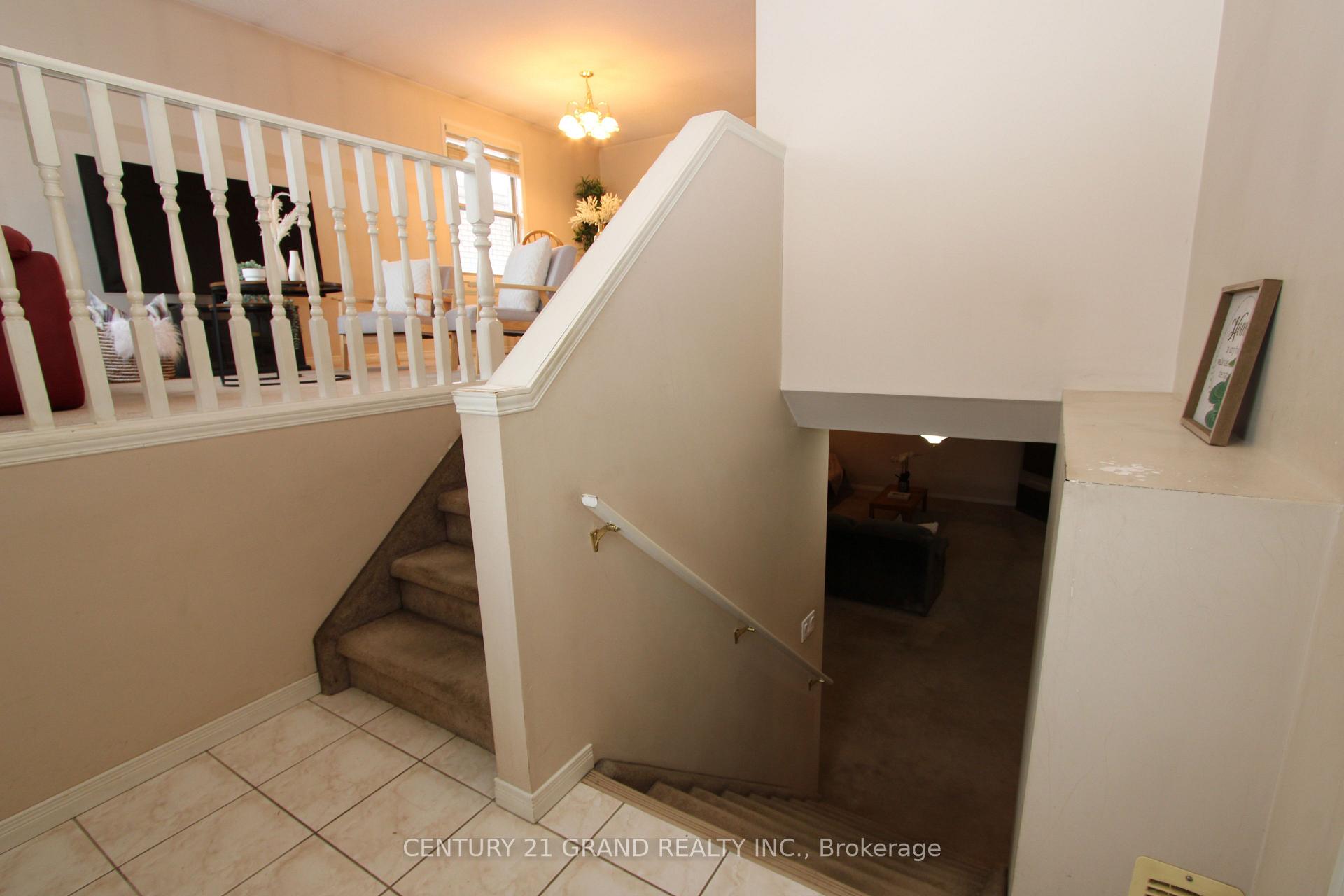 Photo 33 of 60 Donegal Drive, Brant, Brantford Twp — HOMEH