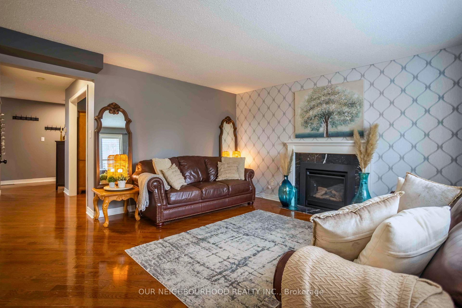 Photo 30 of 186 Ryerson Crescent, Oshawa, Samac — HOMEH
