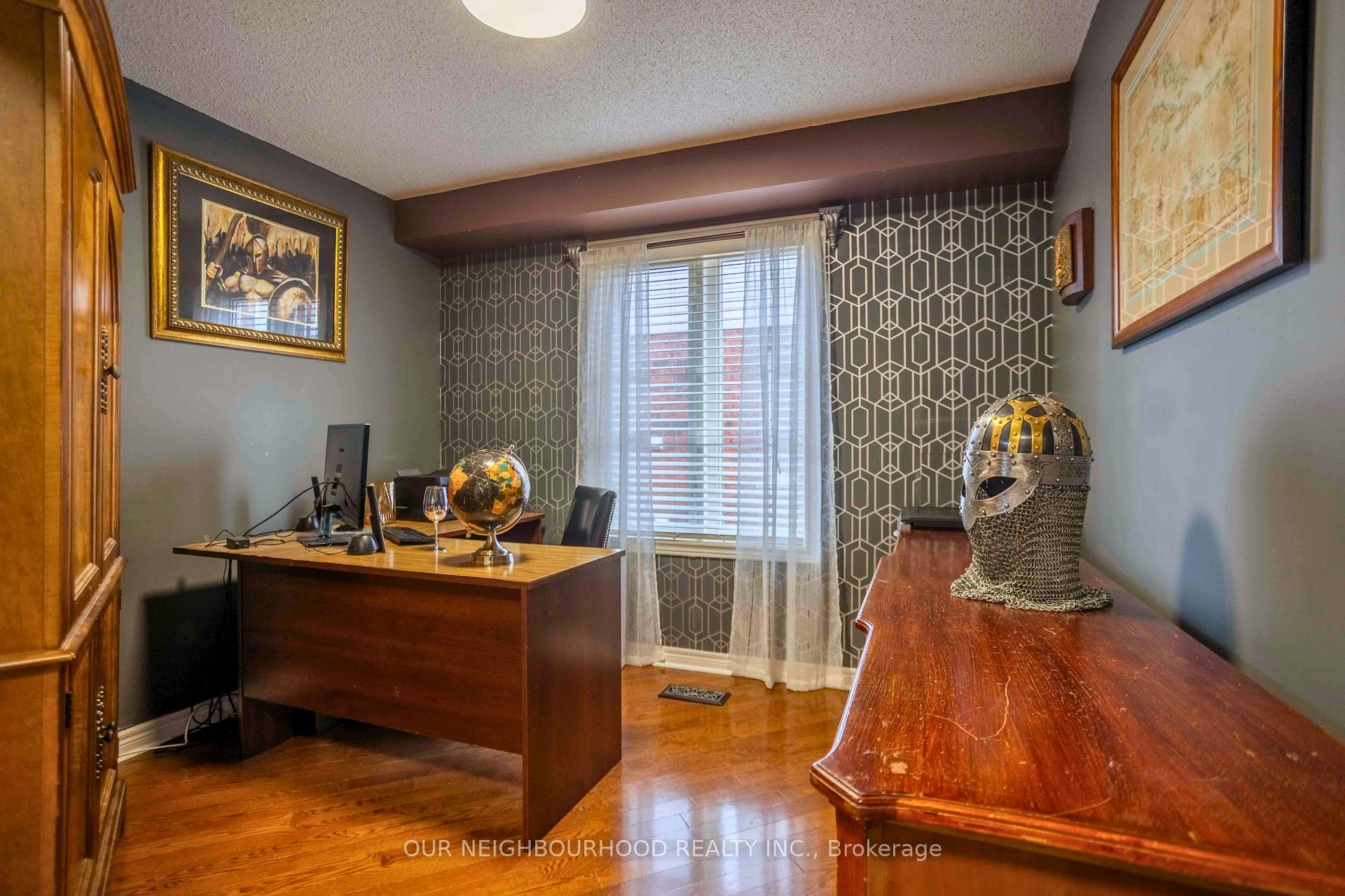 Photo 29 of 186 Ryerson Crescent, Oshawa, Samac — HOMEH