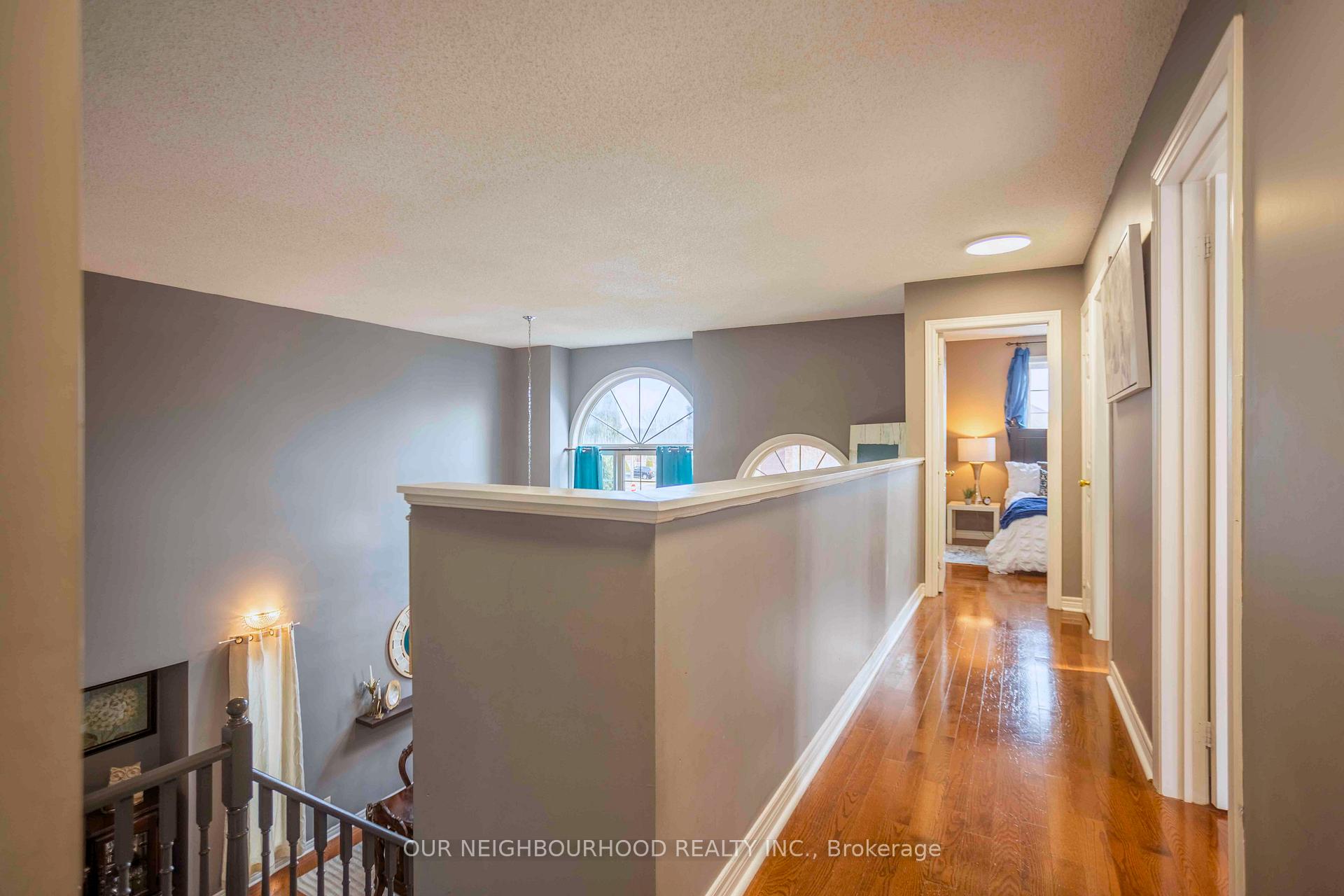 Photo 10 of 186 Ryerson Crescent, Oshawa, Samac — HOMEH
