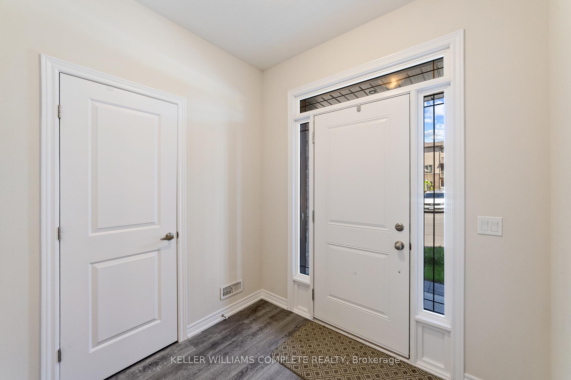 Photo 6 of Unit 62, 19 Picardy Drive, Hamilton, Stoney Creek Mountain — HOMEH