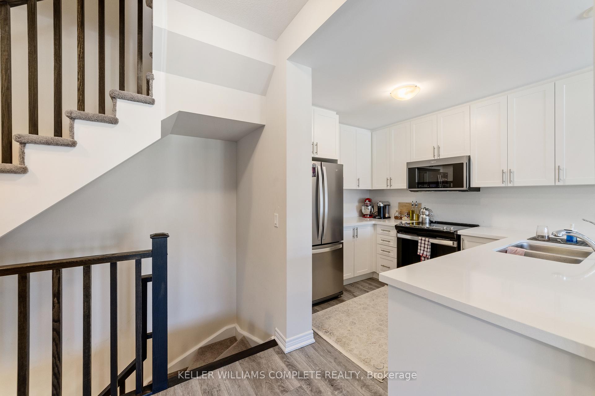 Photo 14 of Unit 62, 19 Picardy Drive, Hamilton, Stoney Creek Mountain — HOMEH