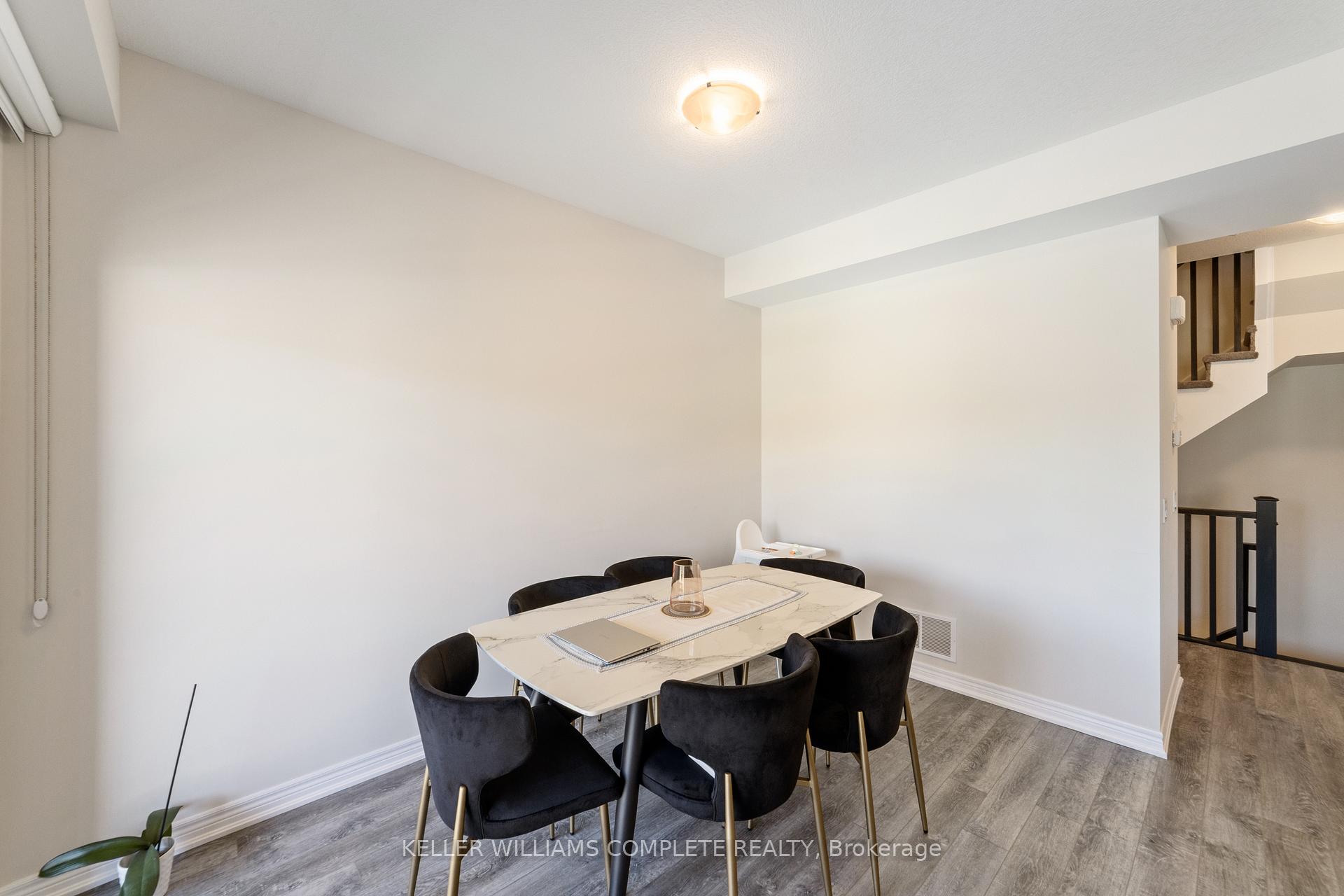 Photo 5 of Unit 62, 19 Picardy Drive, Hamilton, Stoney Creek Mountain — HOMEH