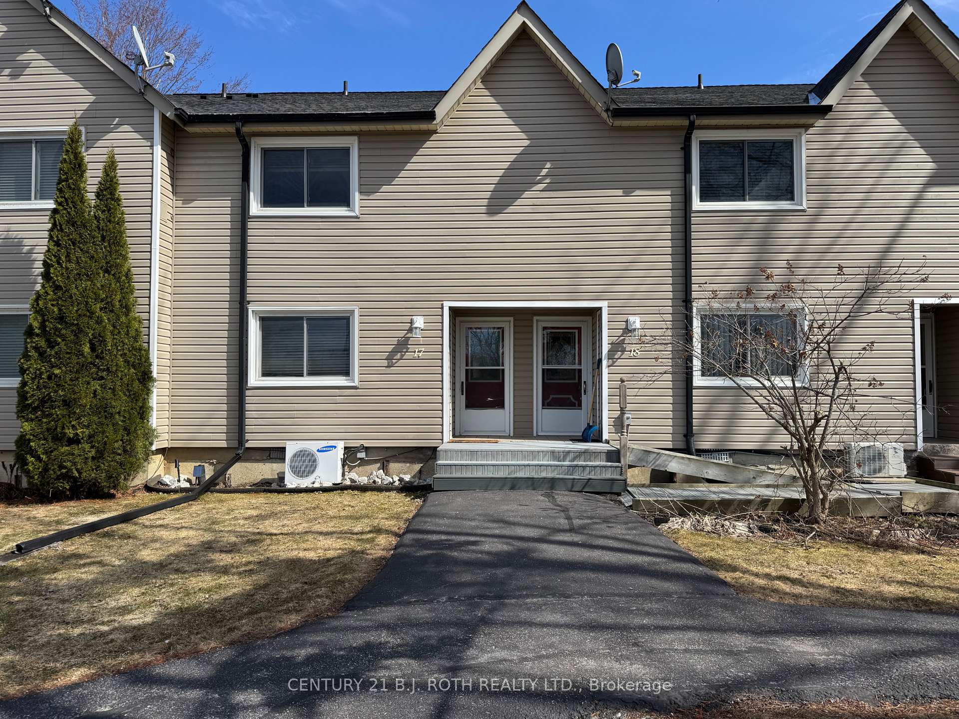 Photo 1 of Unit 17, 51 Laguna Parkway, Ramara, Brechin — HOMEH