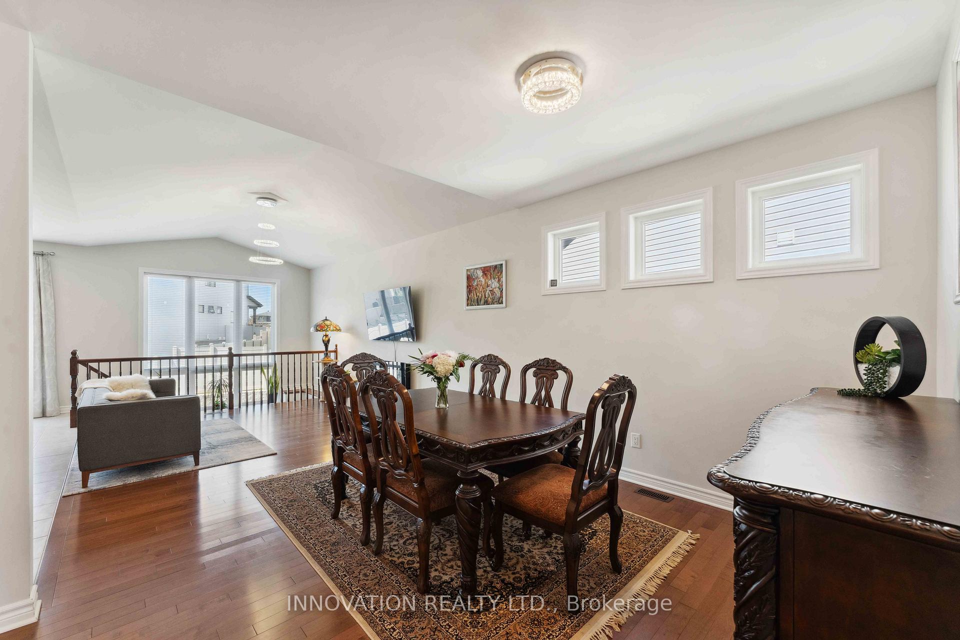 Photo 3 of 700 Parade Drive, Ottawa, Stittsville (South) — HOMEH