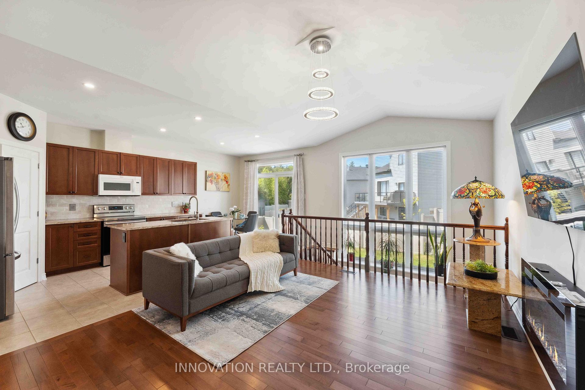 Photo 10 of 700 Parade Drive, Ottawa, Stittsville (South) — HOMEH