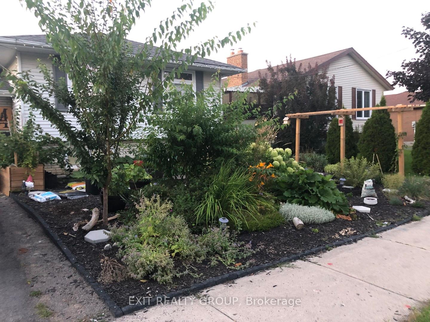 Photo 31 of 96 Maple Drive, Belleville, Belleville Ward — HOMEH