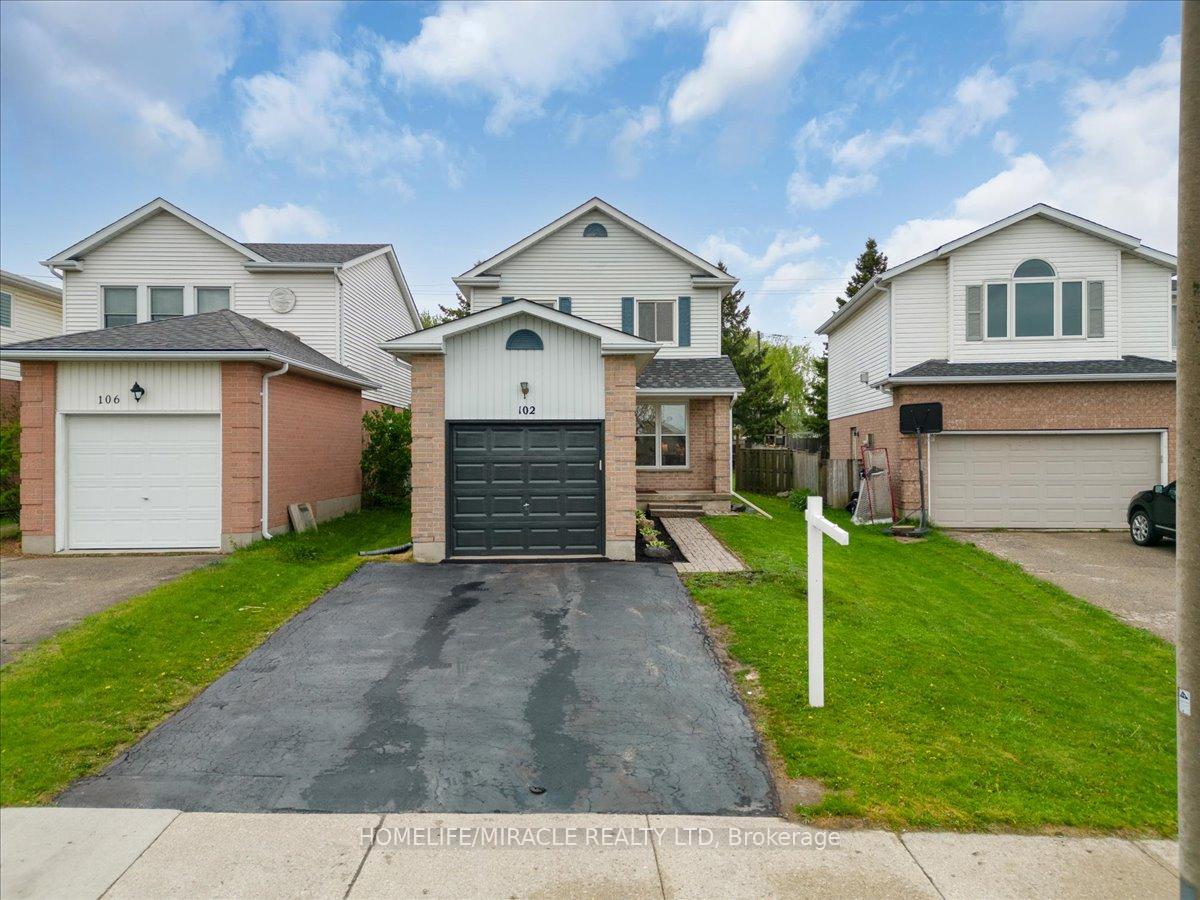 Photo 1 of 102 Northmanor Crescent, Kitchener — HOMEH