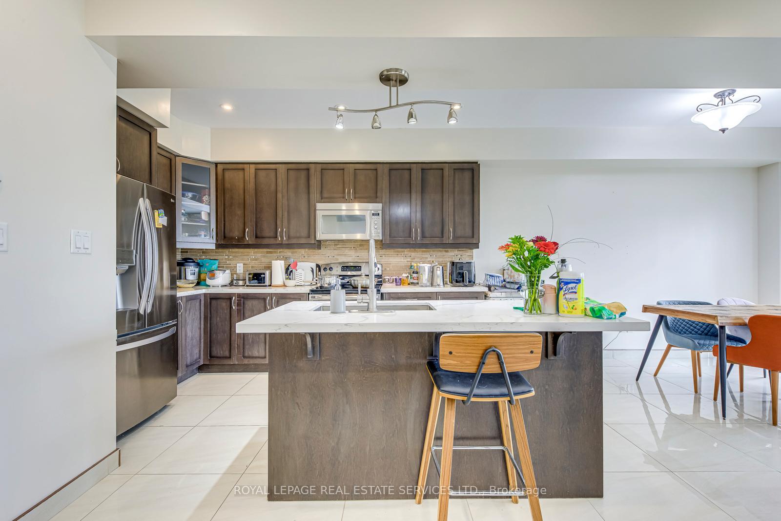 Photo 28 of 68 Vinton Road, Hamilton, Meadowlands — HOMEH
