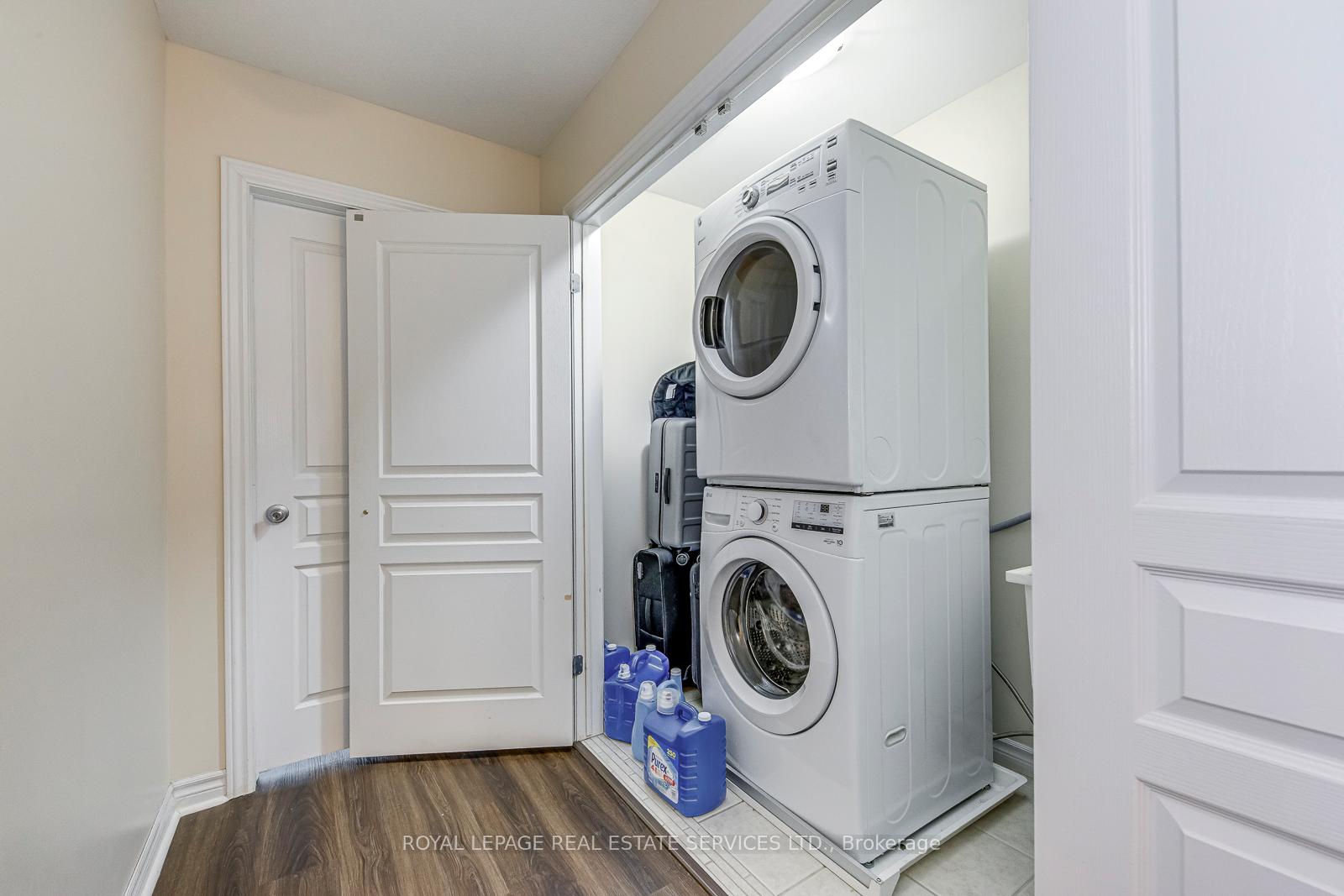 Photo 14 of 68 Vinton Road, Hamilton, Meadowlands — HOMEH
