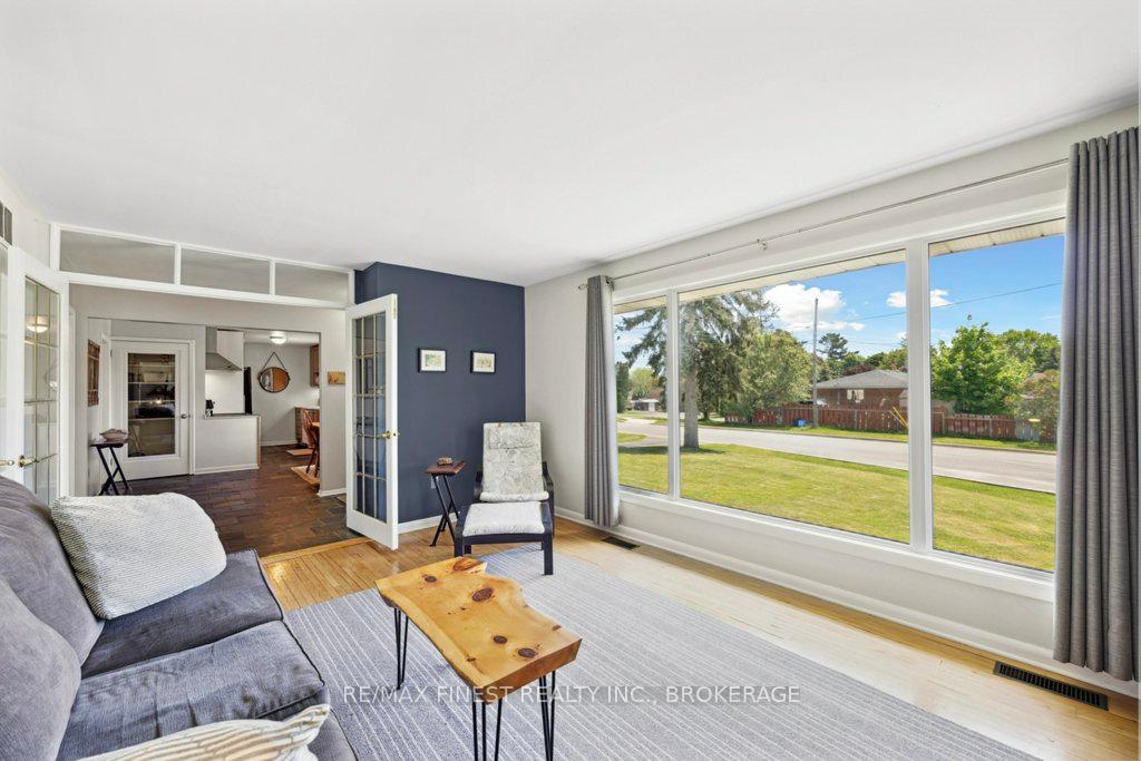 Photo 13 of 20 Wedgewood Road, Loyalist, Amherstview — HOMEH