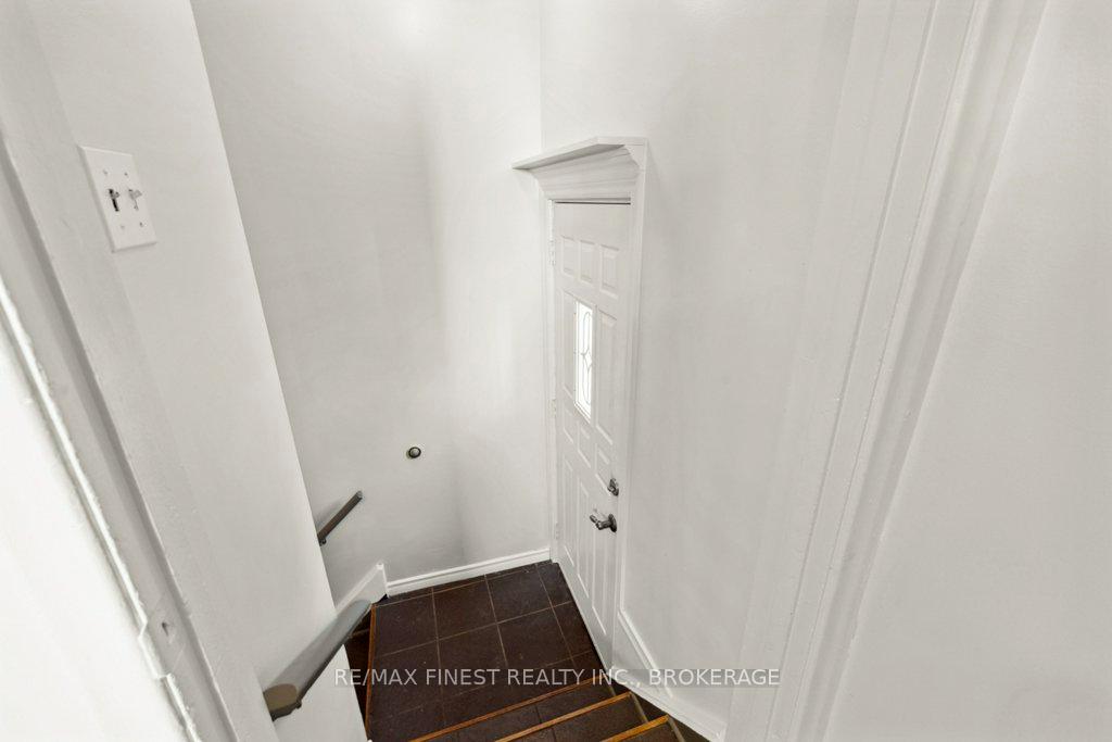 Photo 25 of 20 Wedgewood Road, Loyalist, Amherstview — HOMEH