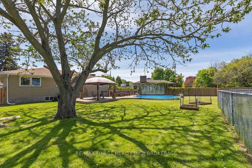 Photo 43 of 20 Wedgewood Road, Loyalist, Amherstview — HOMEH