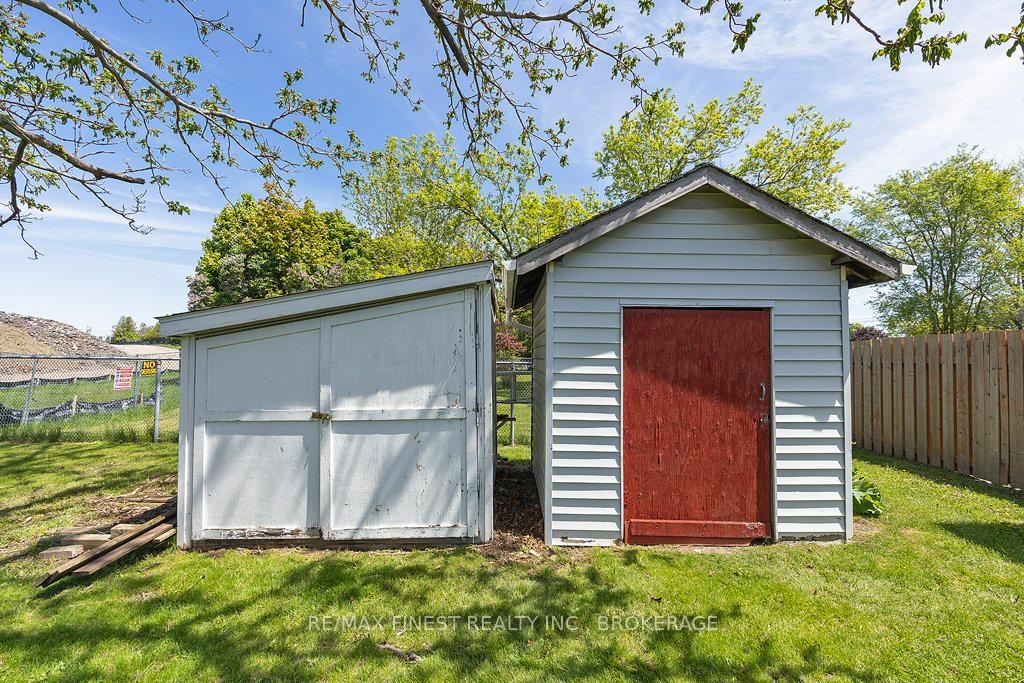Photo 44 of 20 Wedgewood Road, Loyalist, Amherstview — HOMEH