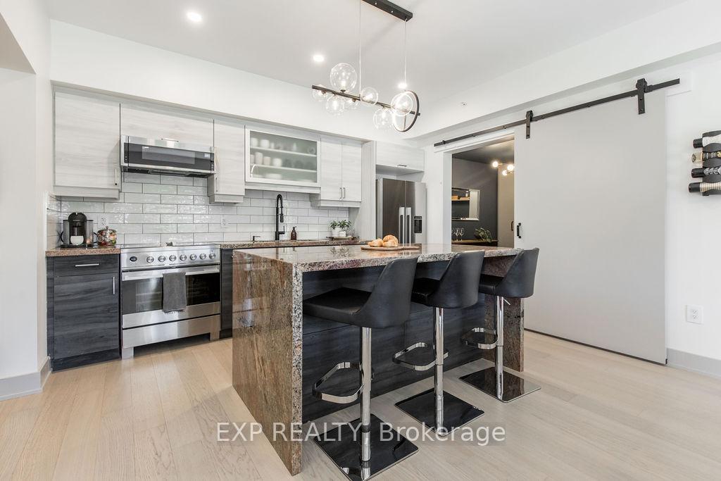 Photo 16 of Unit 110, 5 chef Lane, Barrie, Innis-Shore — HOMEH