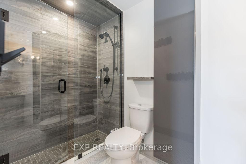 Photo 9 of Unit 110, 5 chef Lane, Barrie, Innis-Shore — HOMEH