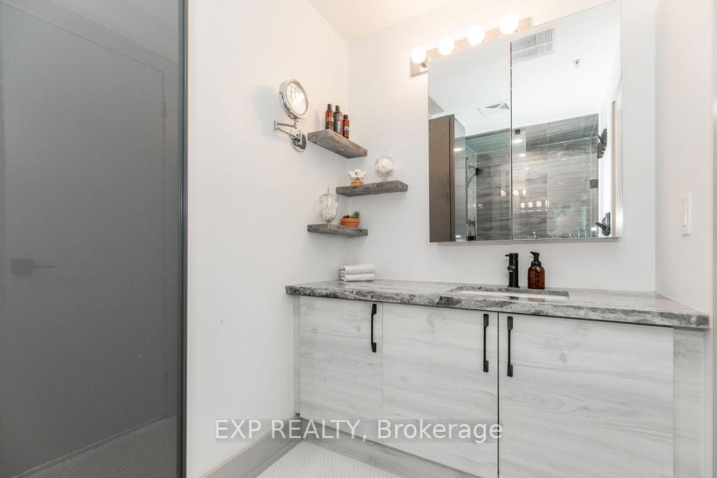 Photo 14 of Unit 110, 5 chef Lane, Barrie, Innis-Shore — HOMEH