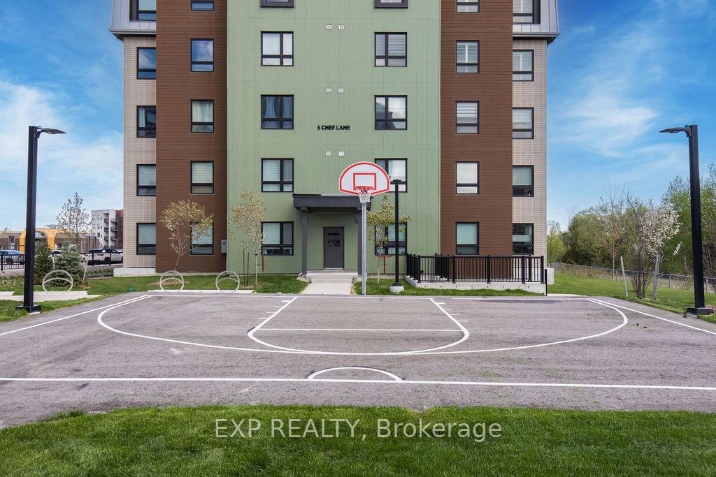 Photo 22 of Unit 110, 5 chef Lane, Barrie, Innis-Shore — HOMEH