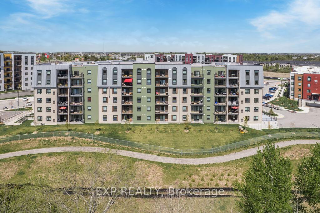Photo 26 of Unit 110, 5 chef Lane, Barrie, Innis-Shore — HOMEH