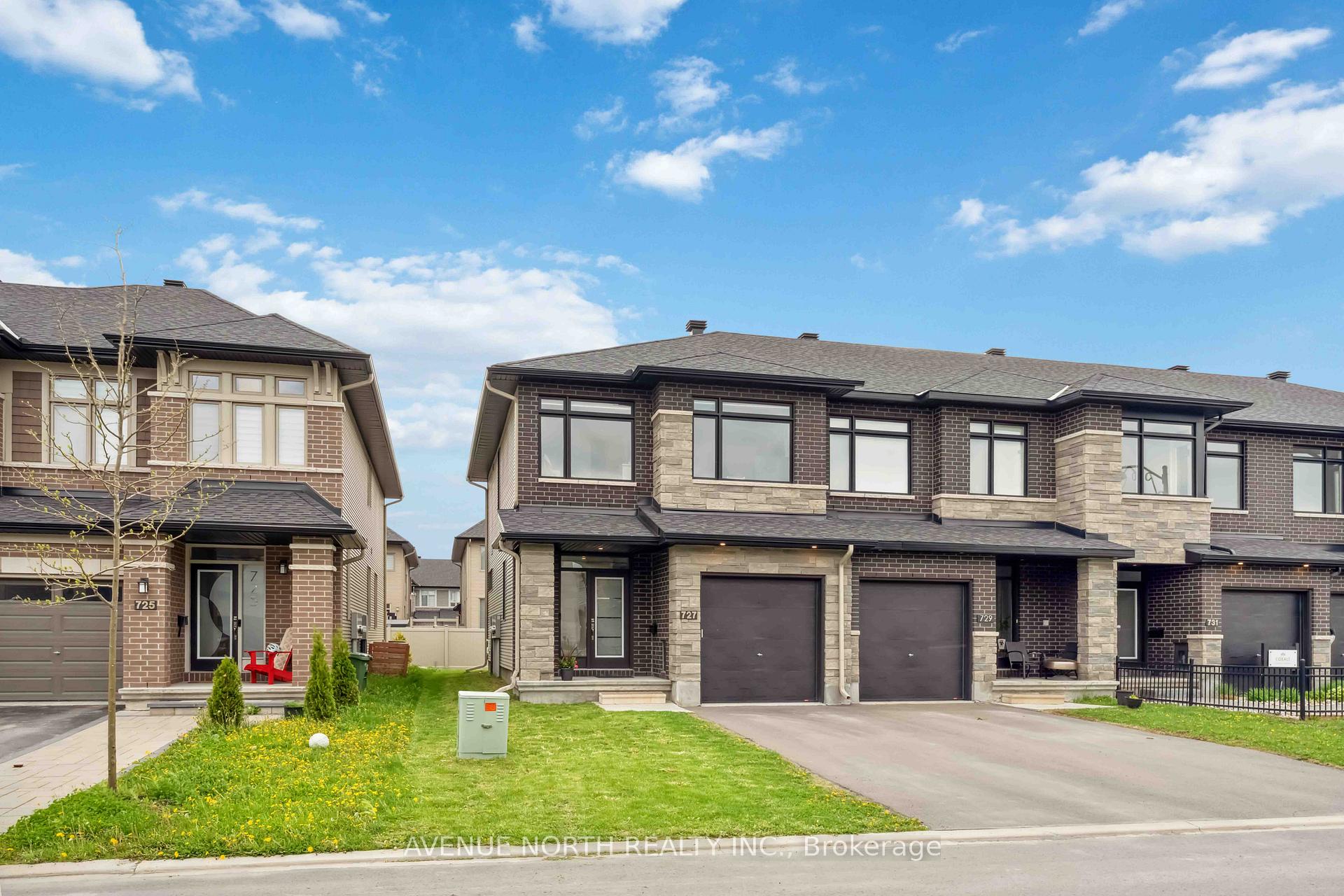 Photo 2 of 727 Cairn Crescent, Ottawa, Avalon West — HOMEH