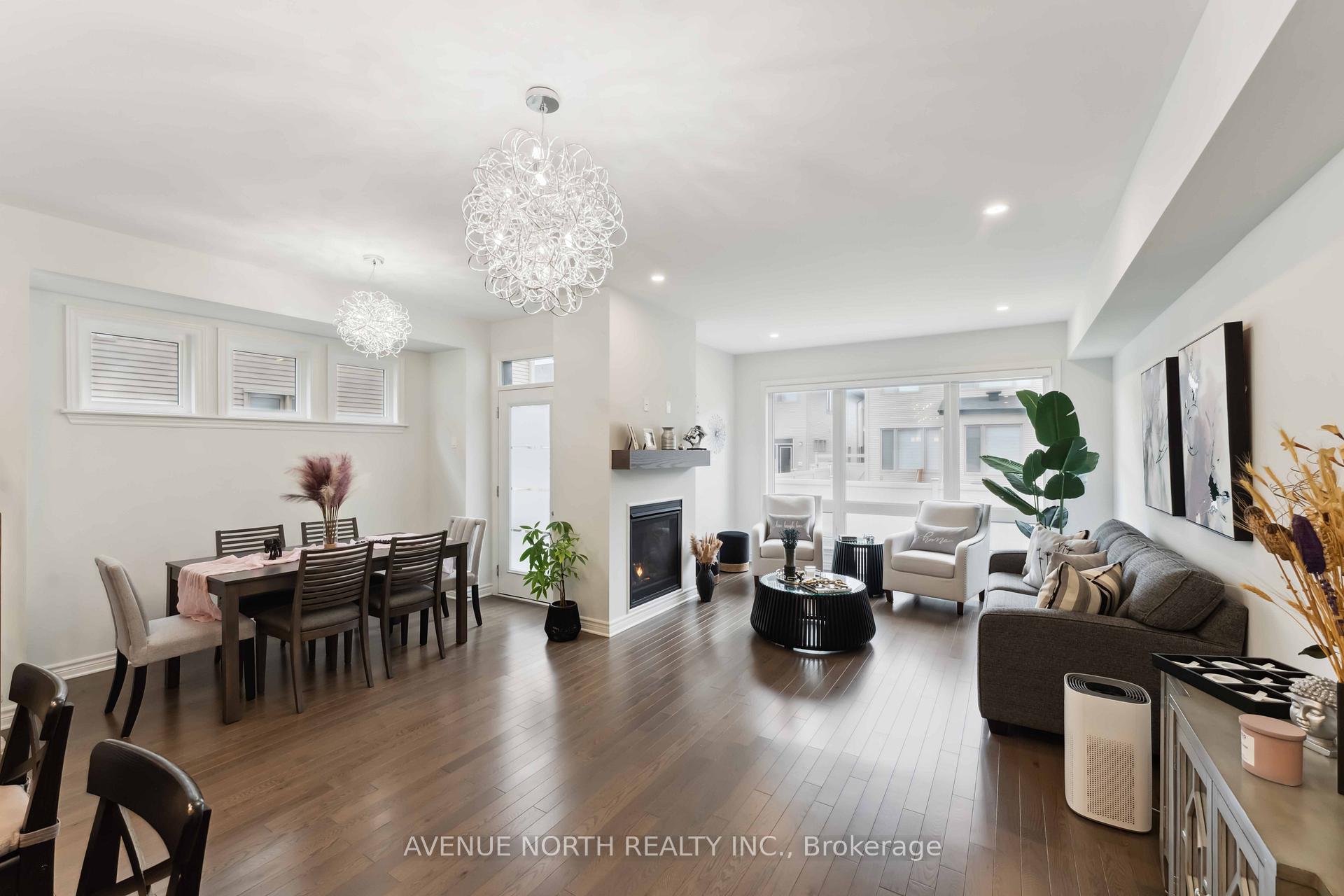 Photo 4 of 727 Cairn Crescent, Ottawa, Avalon West — HOMEH