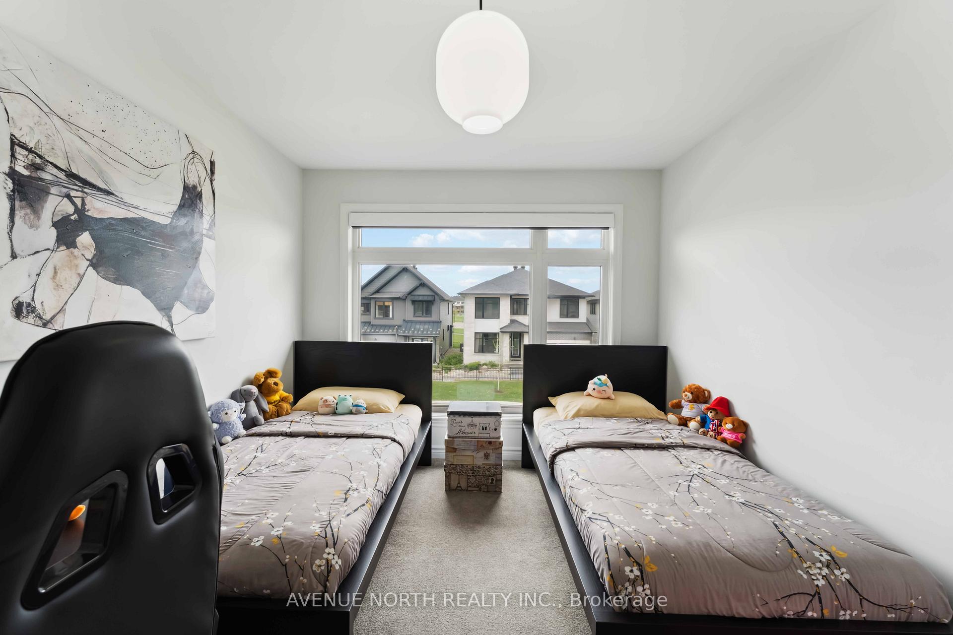 Photo 23 of 727 Cairn Crescent, Ottawa, Avalon West — HOMEH